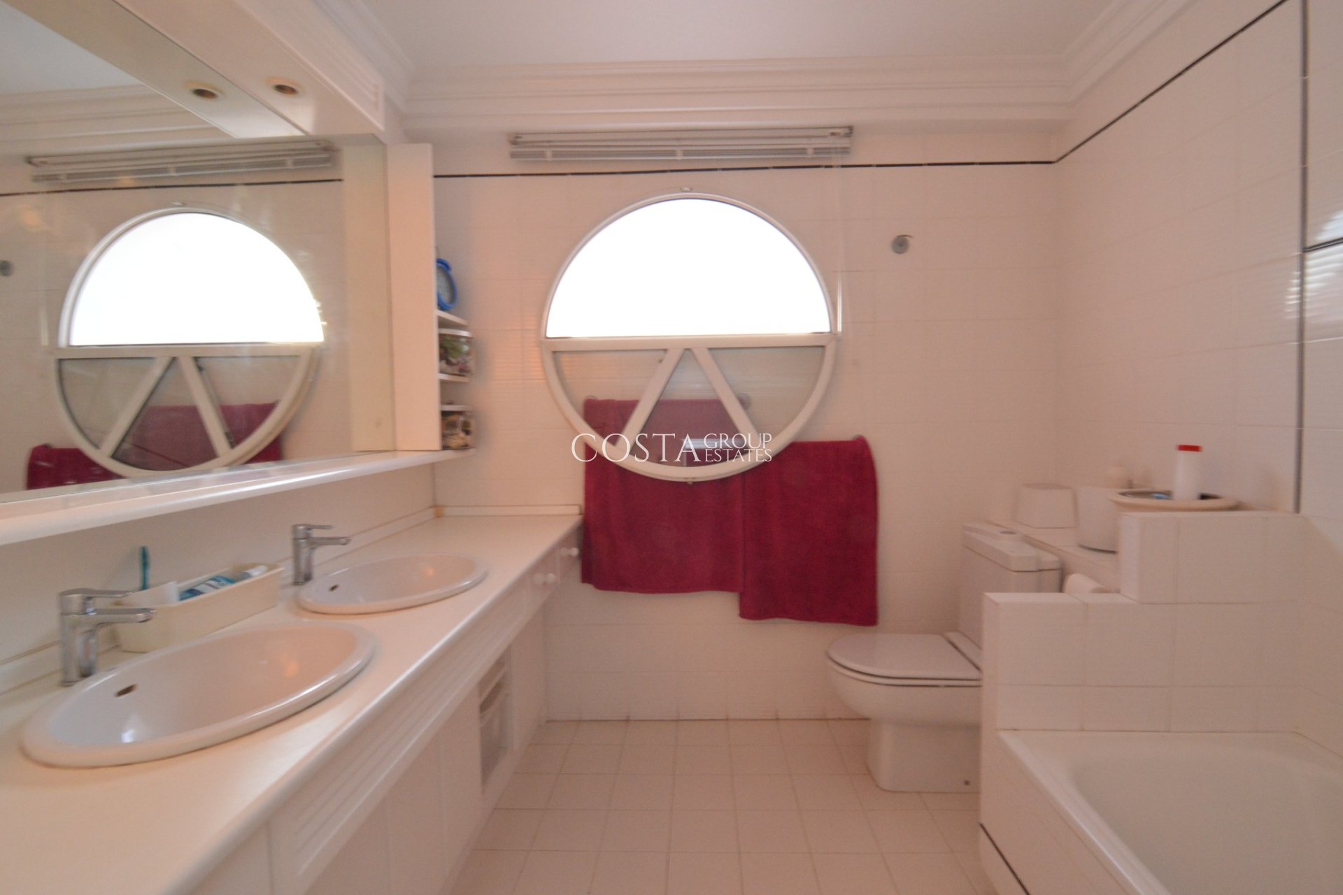 Revente - Villa -
Torrevieja - Torreta