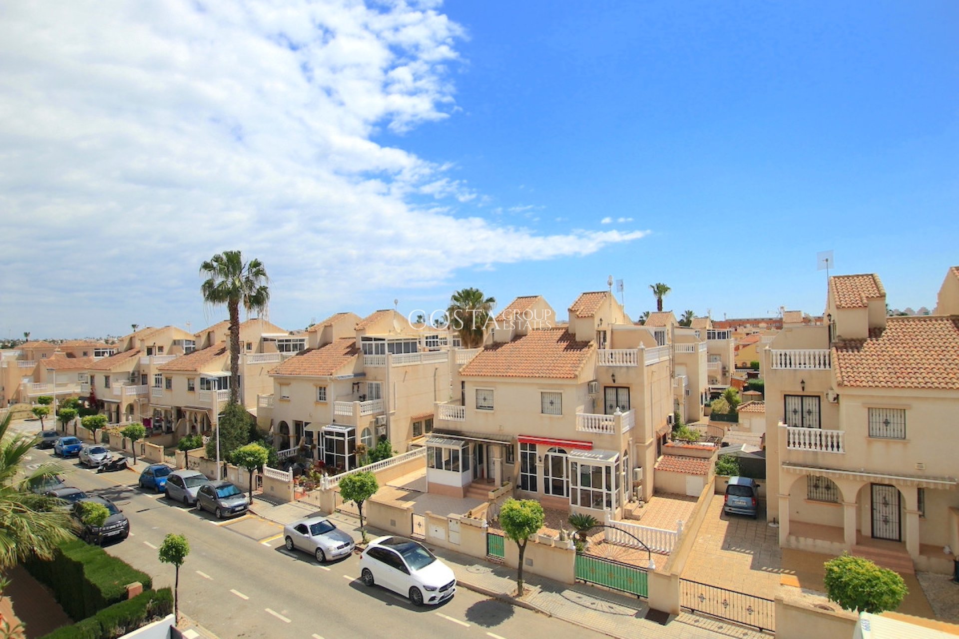 Revente - Villa -
Torrevieja - Torrevieja Centro