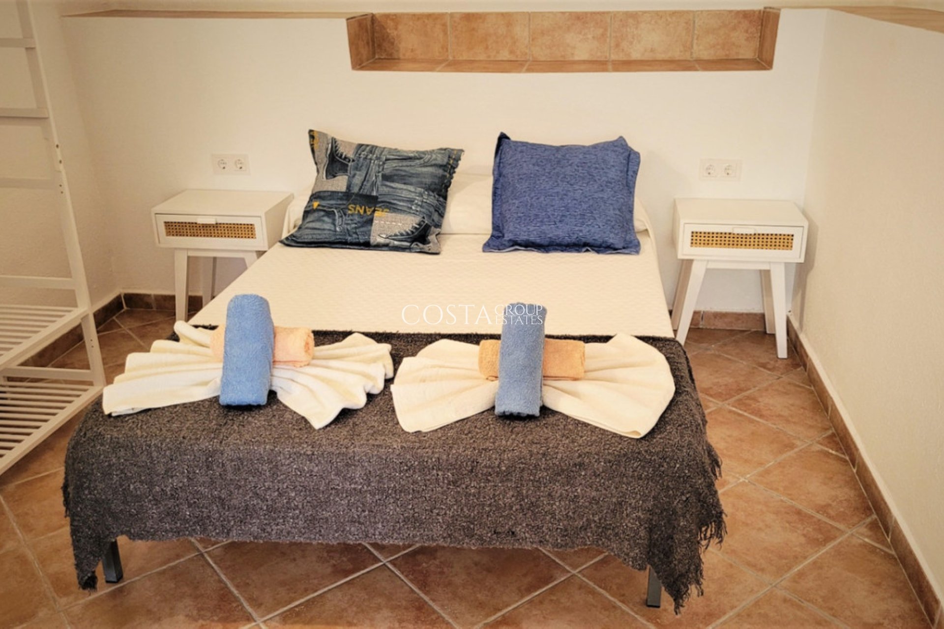 Revente - Villa -
Torrevieja - Torrevieja Centro