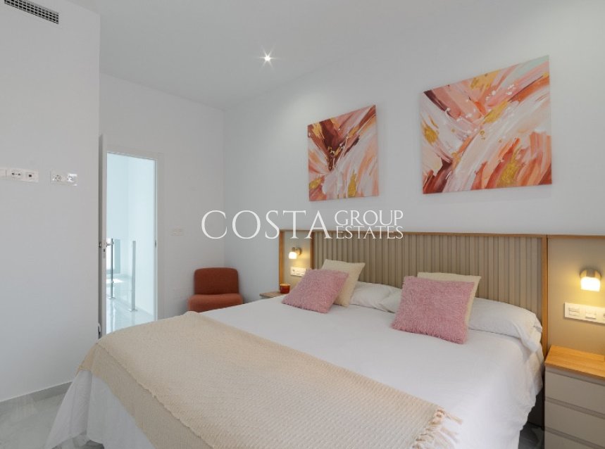 Revente - Villa -
Torrevieja - Torrevieja Centro