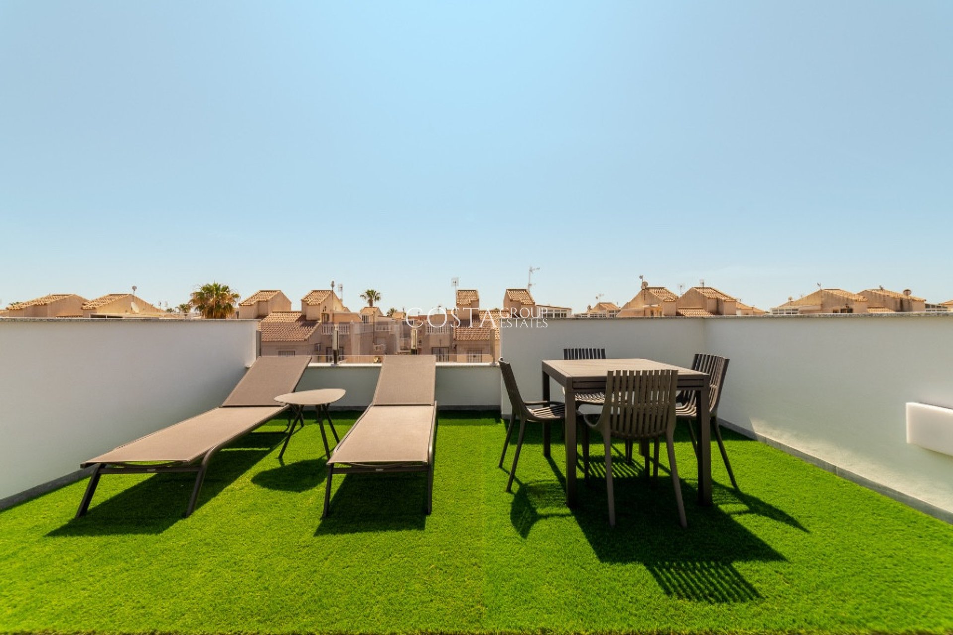 Revente - Villa -
Torrevieja - Torrevieja Centro