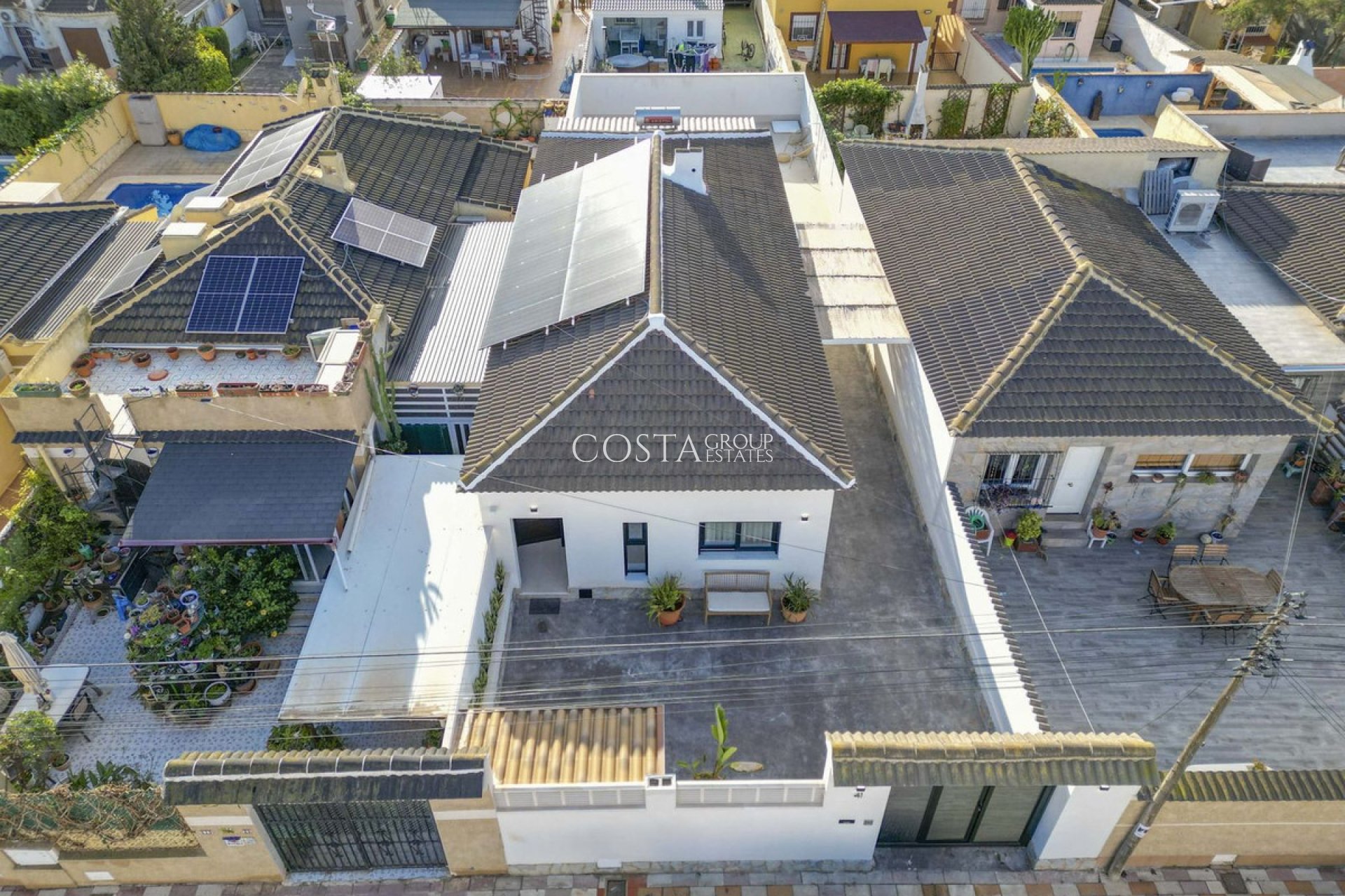 Revente - Villa -
Torrevieja - Torrevieja Centro