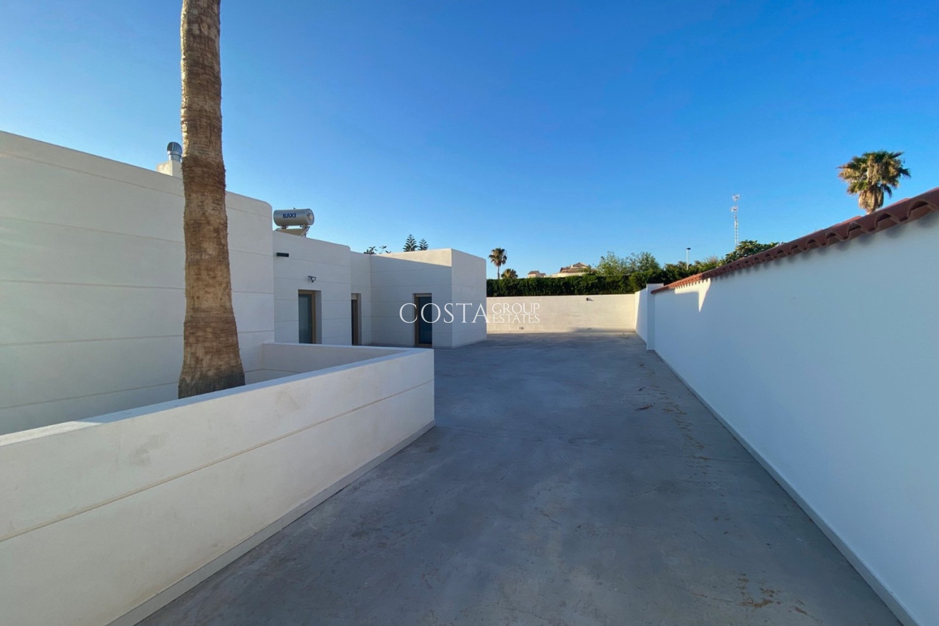 Revente - Villa -
Torrevieja - Torrevieja Centro