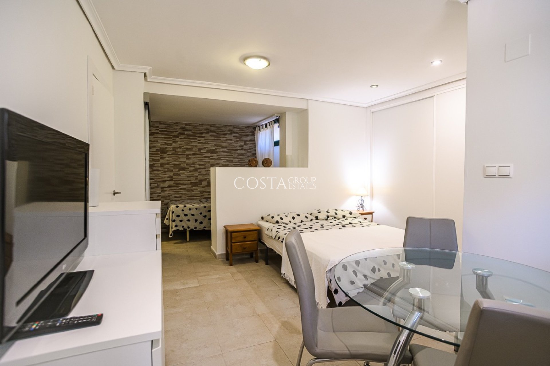 Revente - Villa -
Torrevieja - Torrevieja Centro