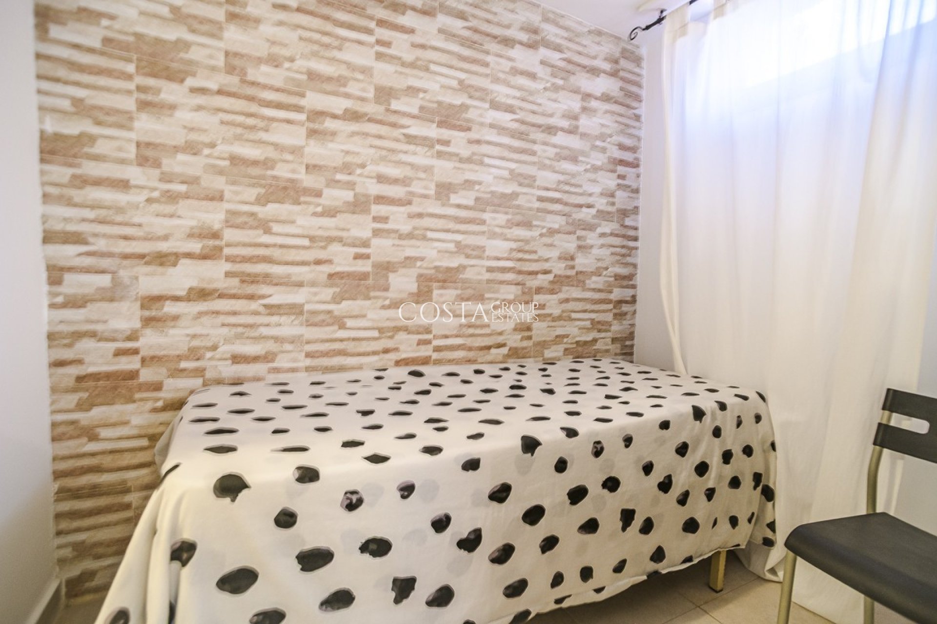 Revente - Villa -
Torrevieja - Torrevieja Centro