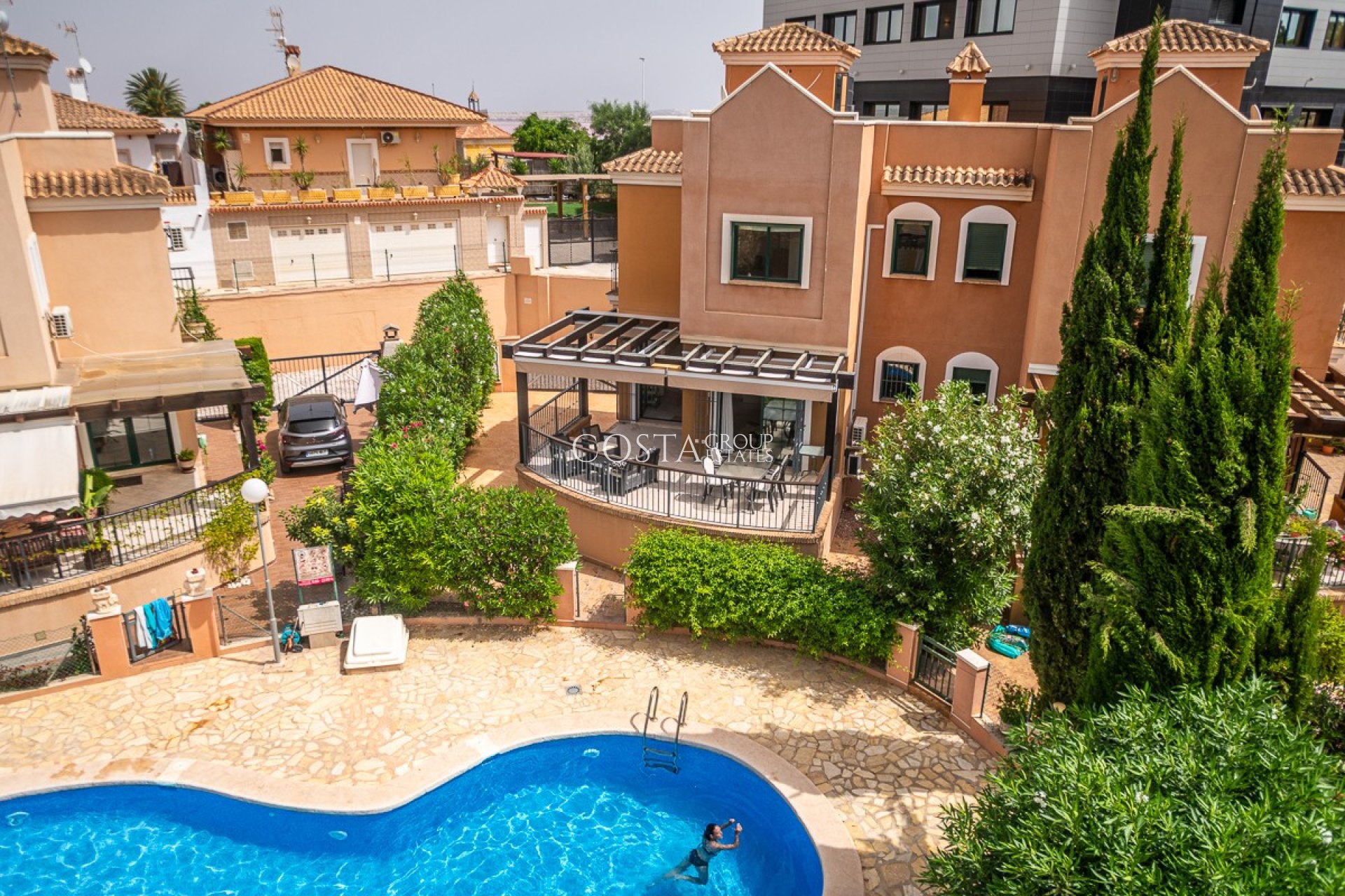 Revente - Villa -
Torrevieja - Torrevieja Centro
