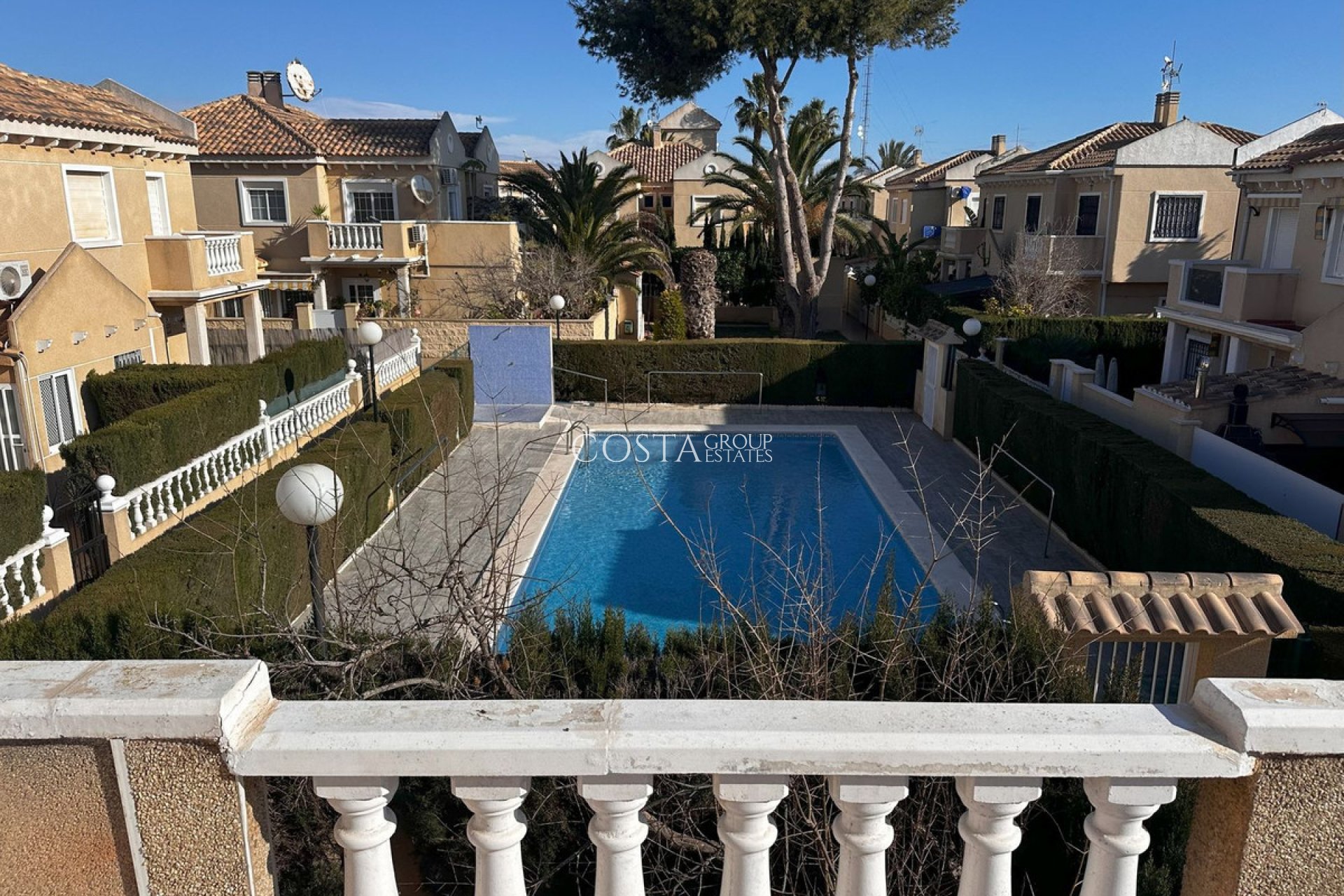 Revente - Villa -
Torrevieja - Torrevieja Centro