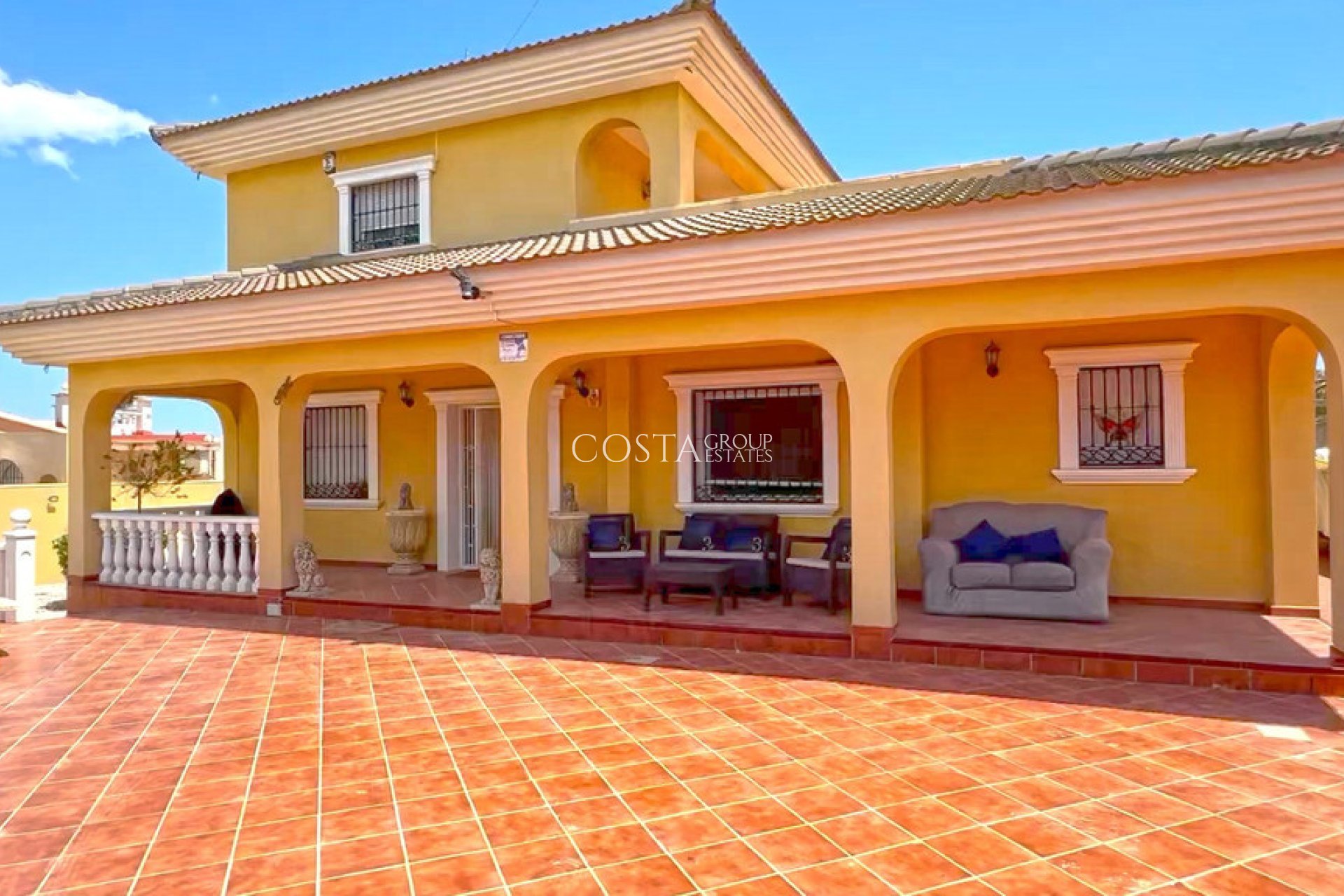 Revente - Villa -
Torrevieja - Torrevieja Centro