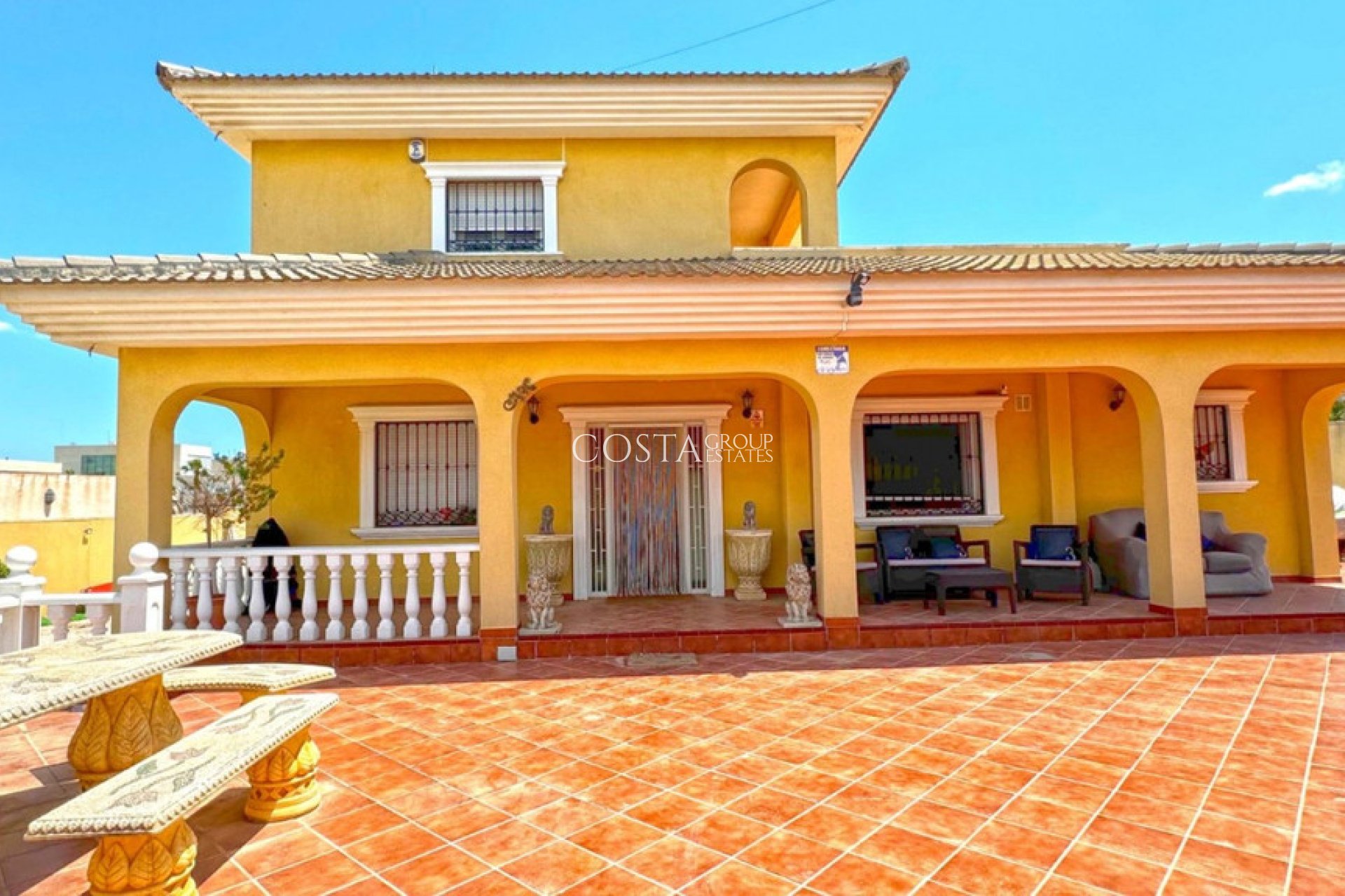 Revente - Villa -
Torrevieja - Torrevieja Centro