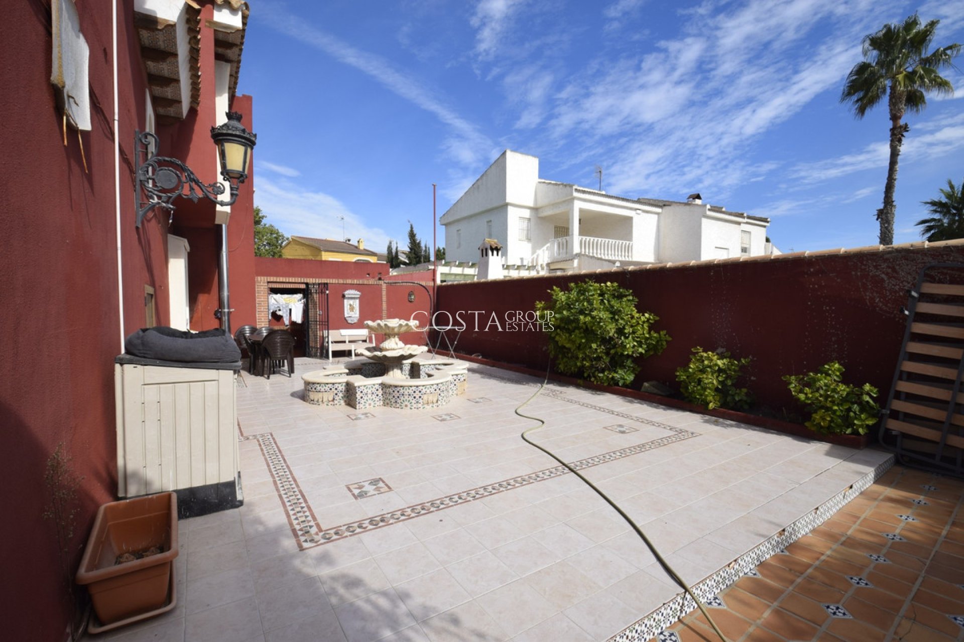 Revente - Villa -
Torrevieja - Torrevieja Centro