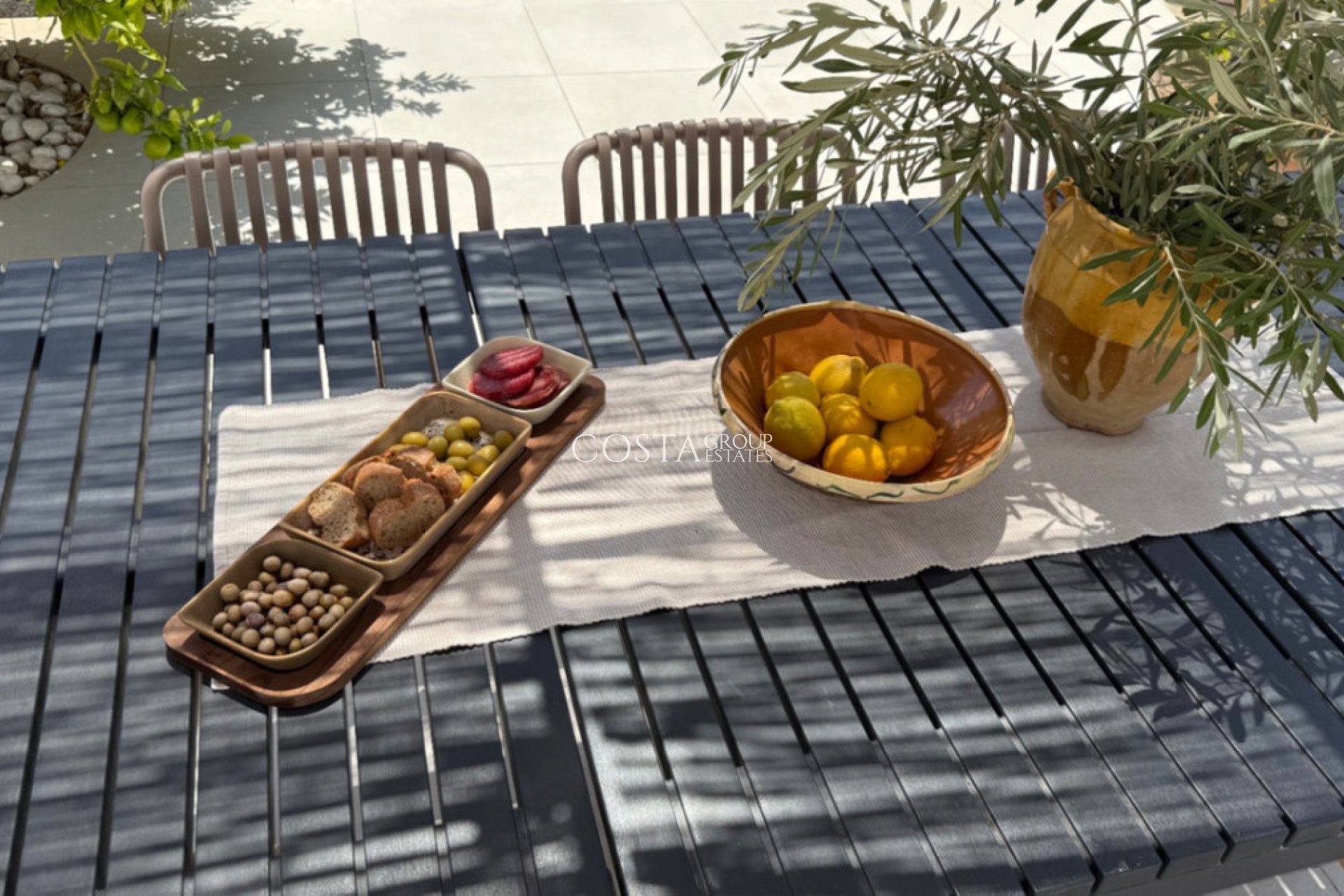 Revente - Villa -
Torrevieja - Torrevieja Centro