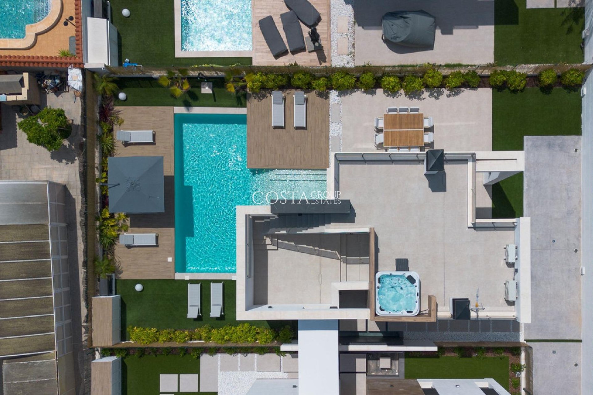 Revente - Villa -
Torrevieja - Torrevieja Centro