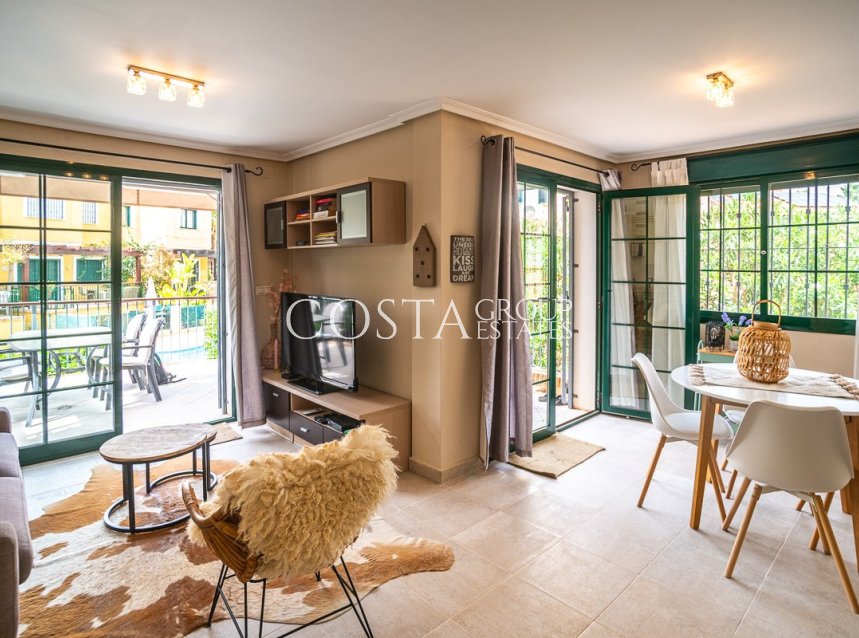 Revente - Villa -
Torrevieja - Torrevieja Centro