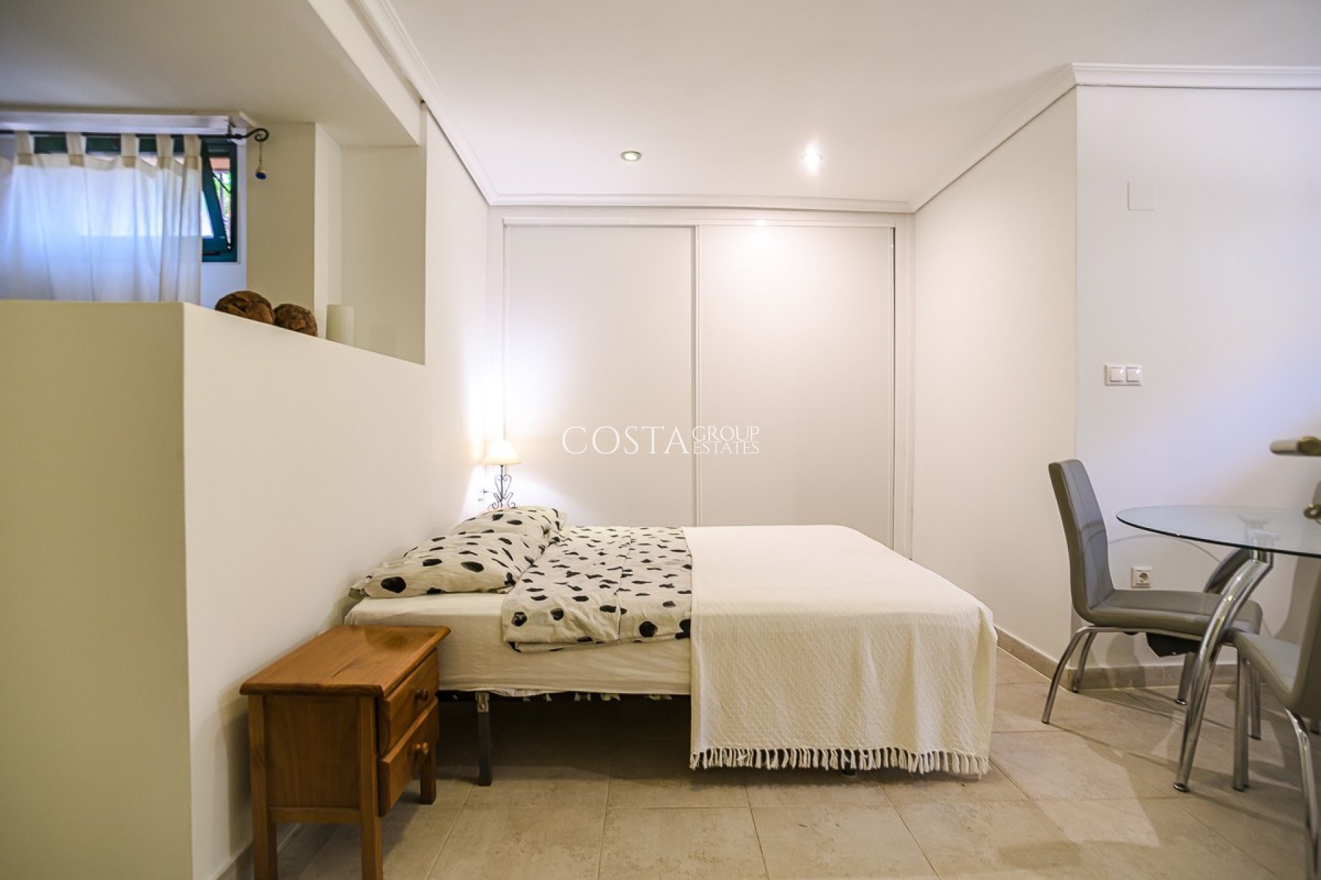 Revente - Villa -
Torrevieja - Torrevieja Centro