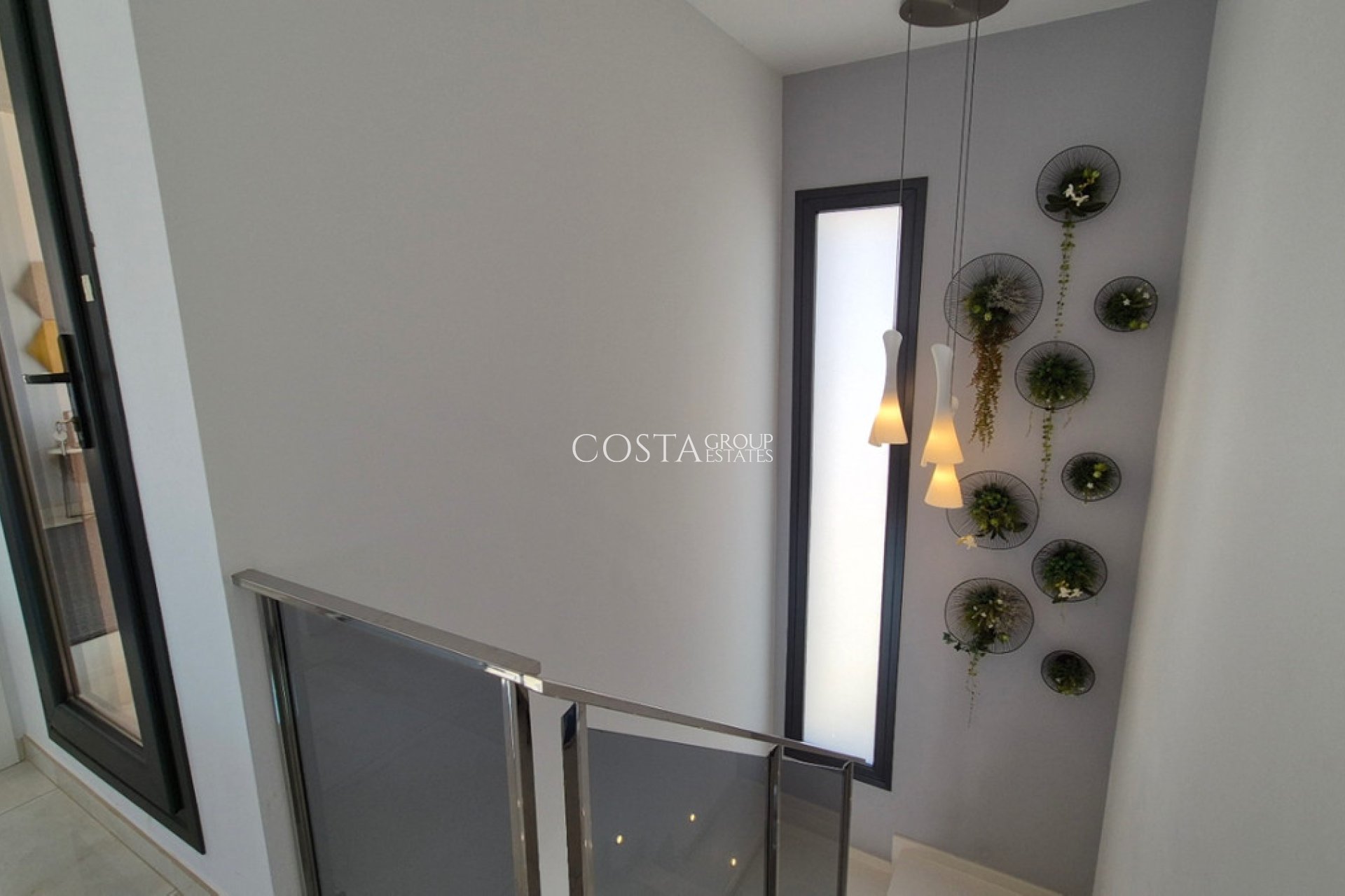 Revente - Villa -
Torrevieja - Torrevieja Centro