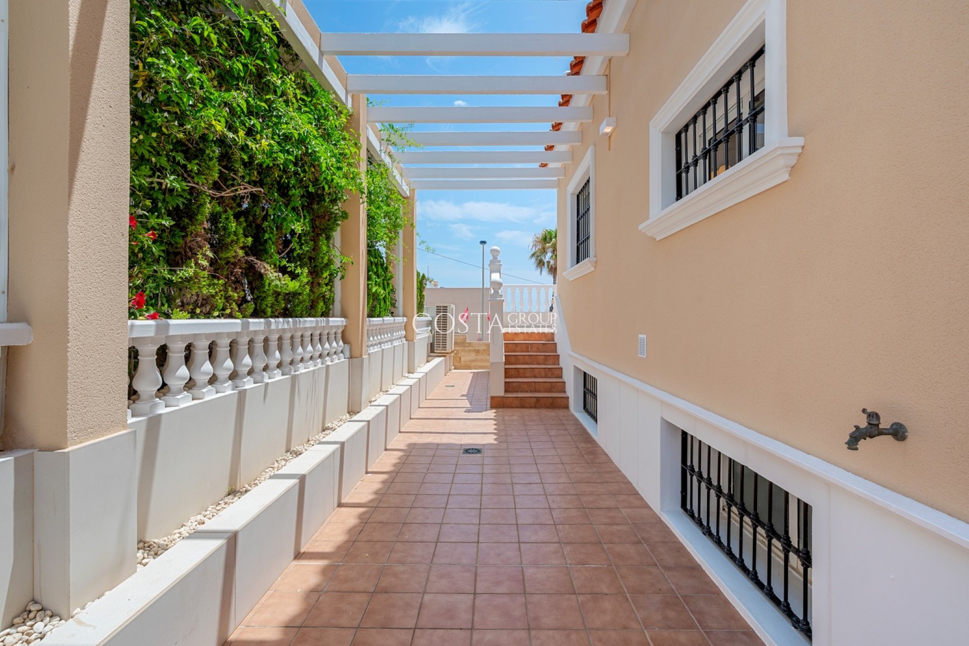 Revente - Villa -
Torrevieja