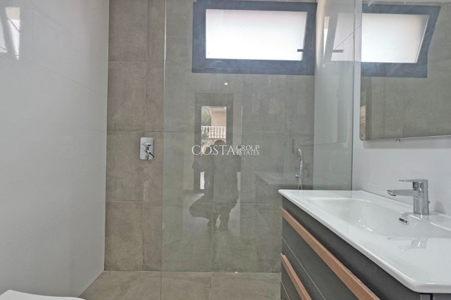 Revente - Villa -
Torrevieja