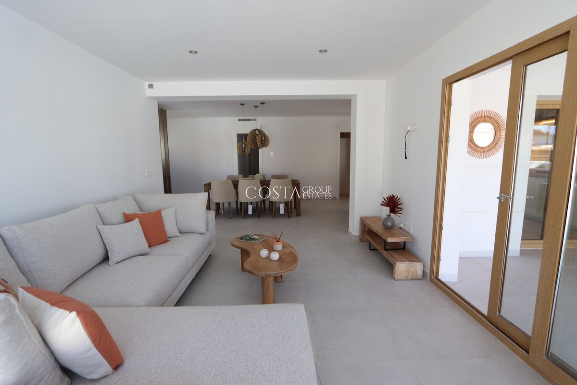 Revente - Villa -
Torrevieja