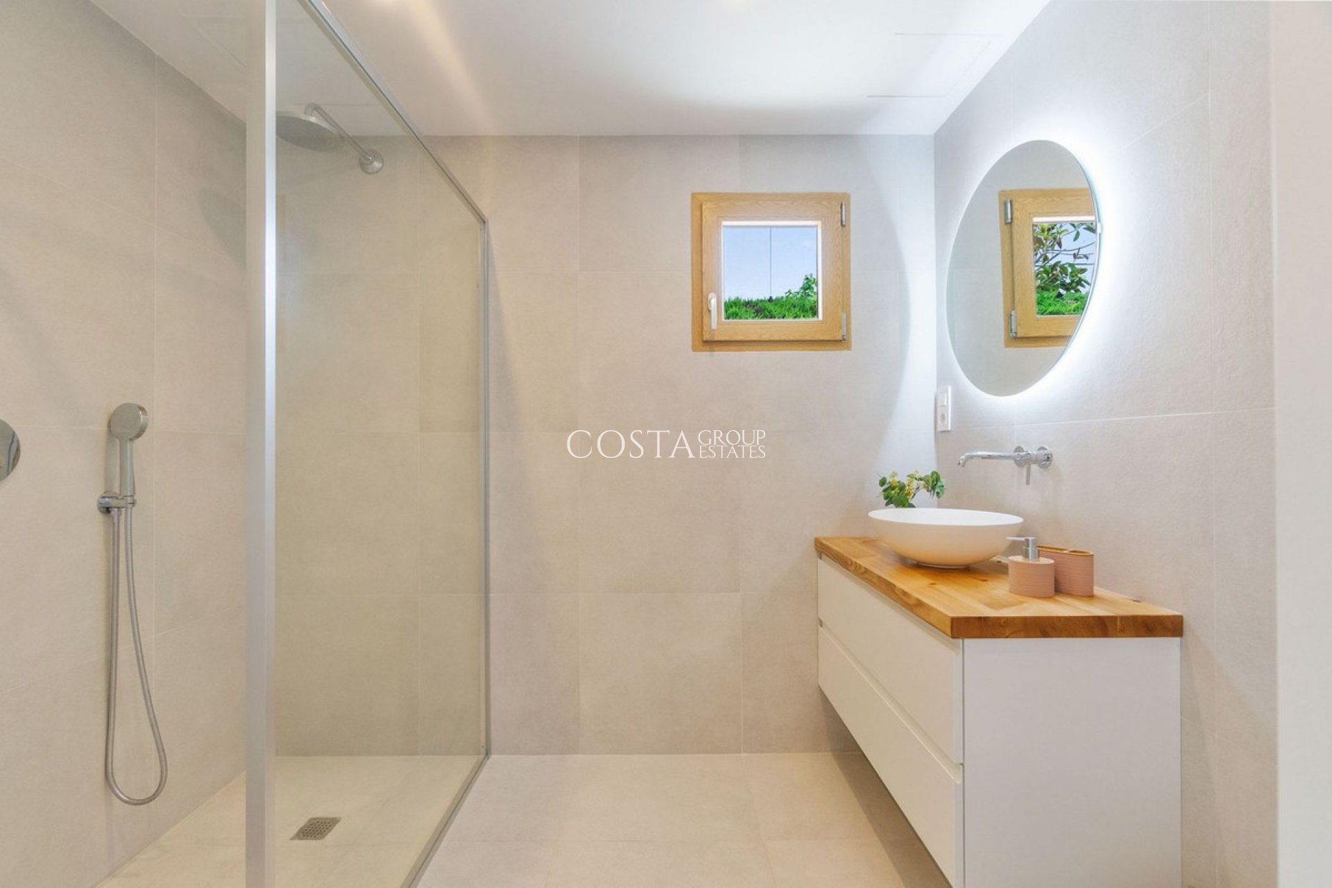 Revente - Villa -
Torrevieja