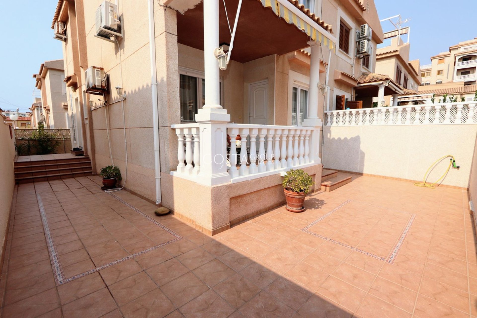 Revente - Villa -
Torrevieja