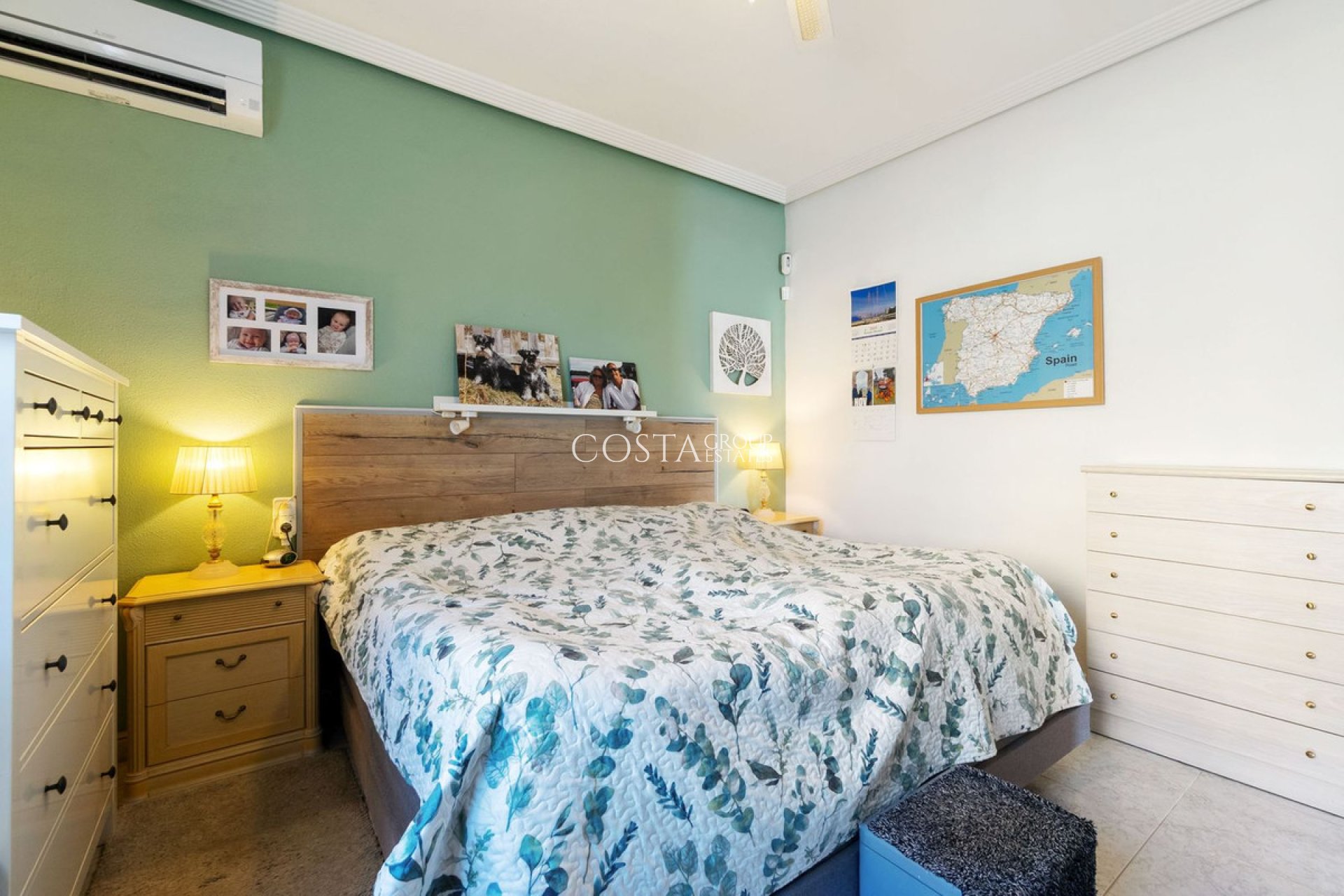 Revente - Villa -
Torrevieja