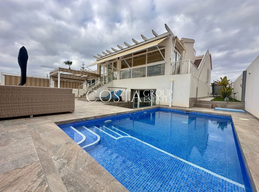 Revente - Villa -
Torrevieja