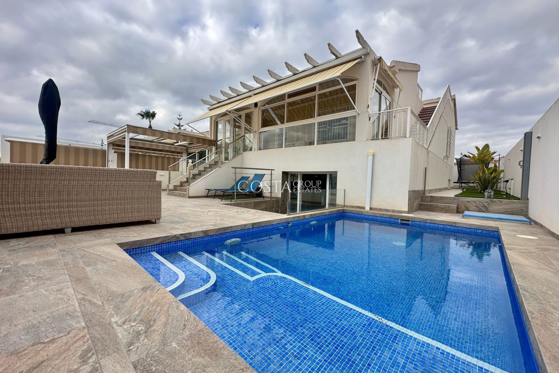 Revente - Villa -
Torrevieja