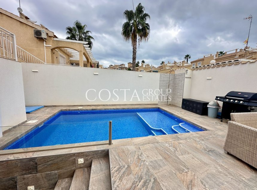 Revente - Villa -
Torrevieja