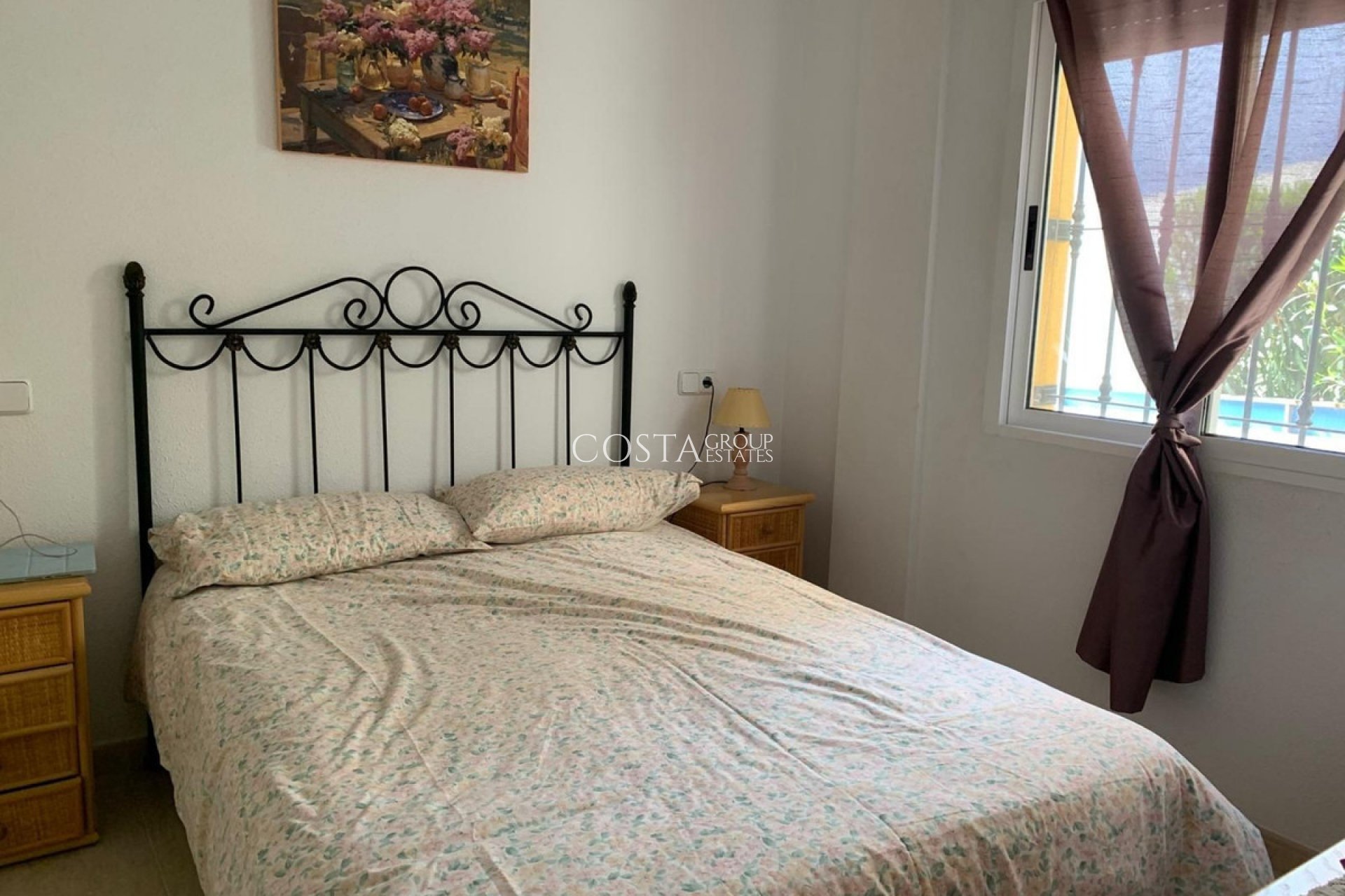 Revente - Villa -
Urbanización El Raso