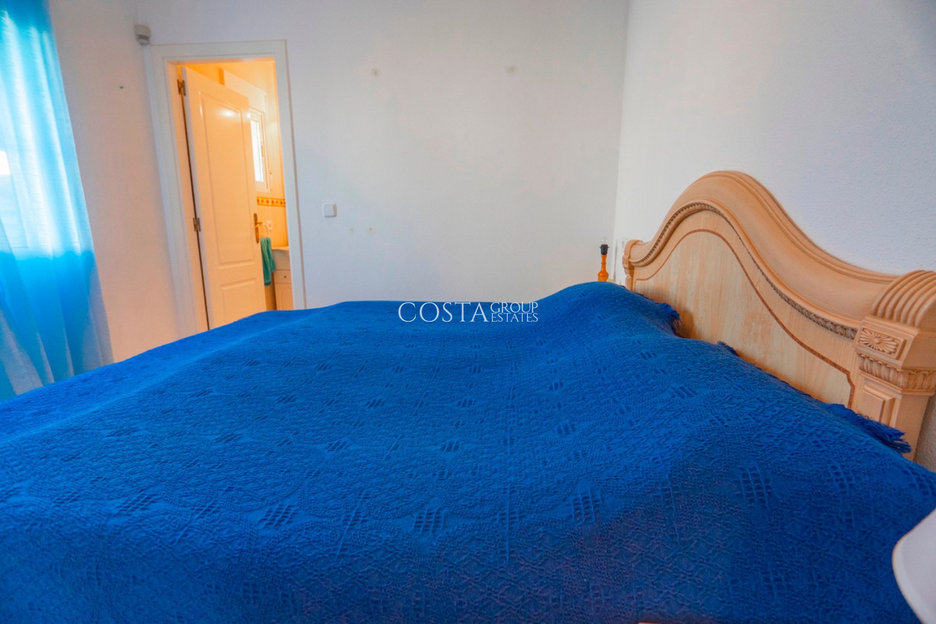 Revente - Villa -
Urbanización El Raso