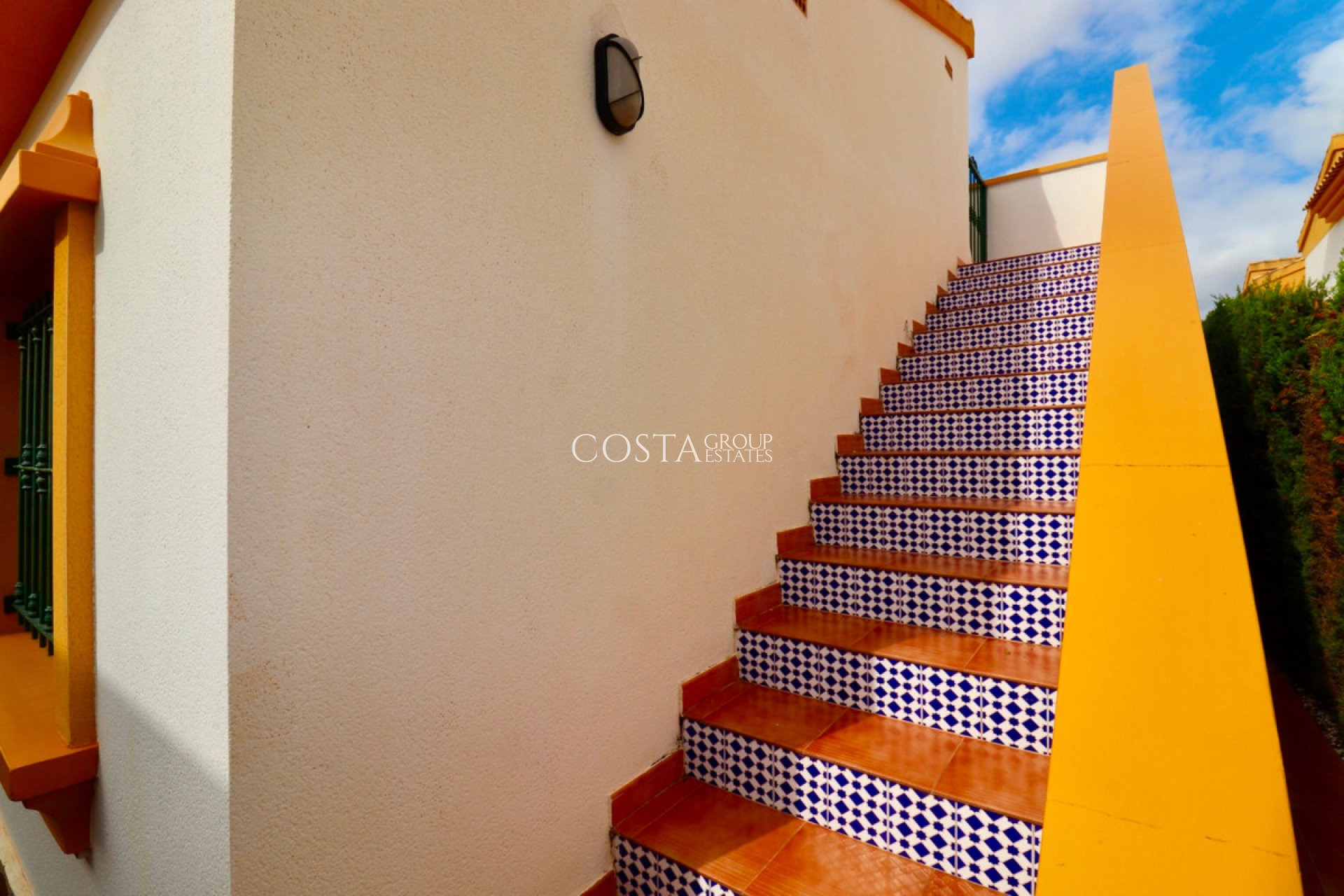 Revente - Villa -
Urbanización El Raso