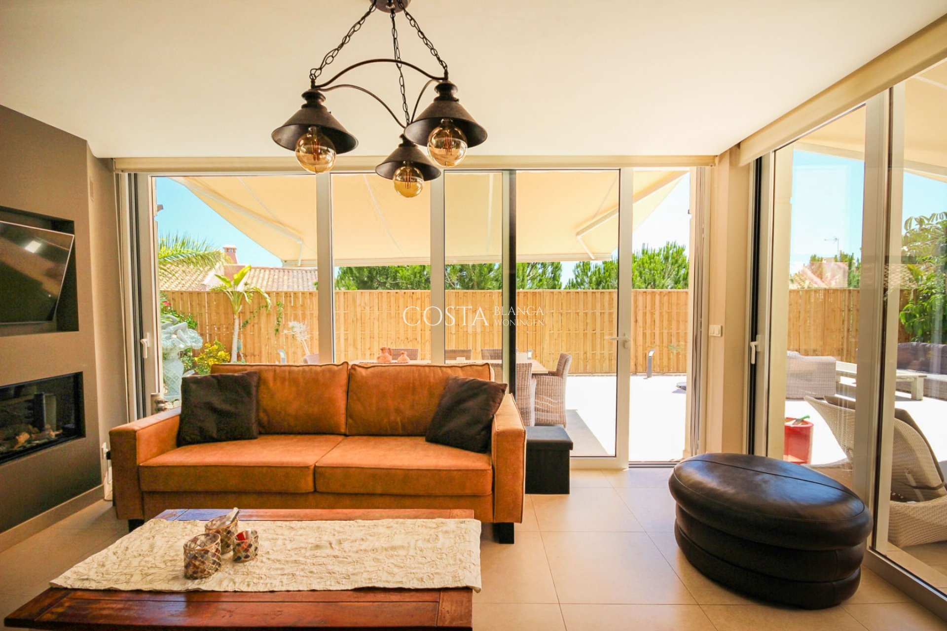 Revente - Villa -
Villajoyosa
