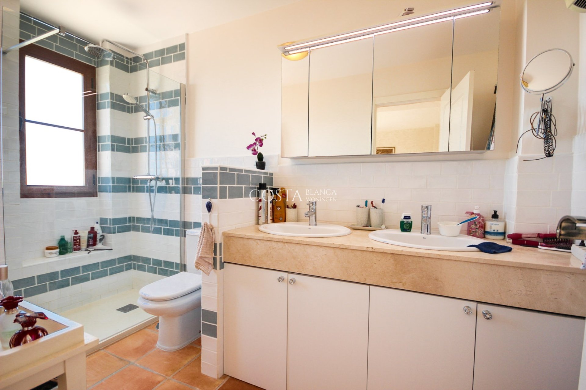 Revente - Villa -
Villajoyosa