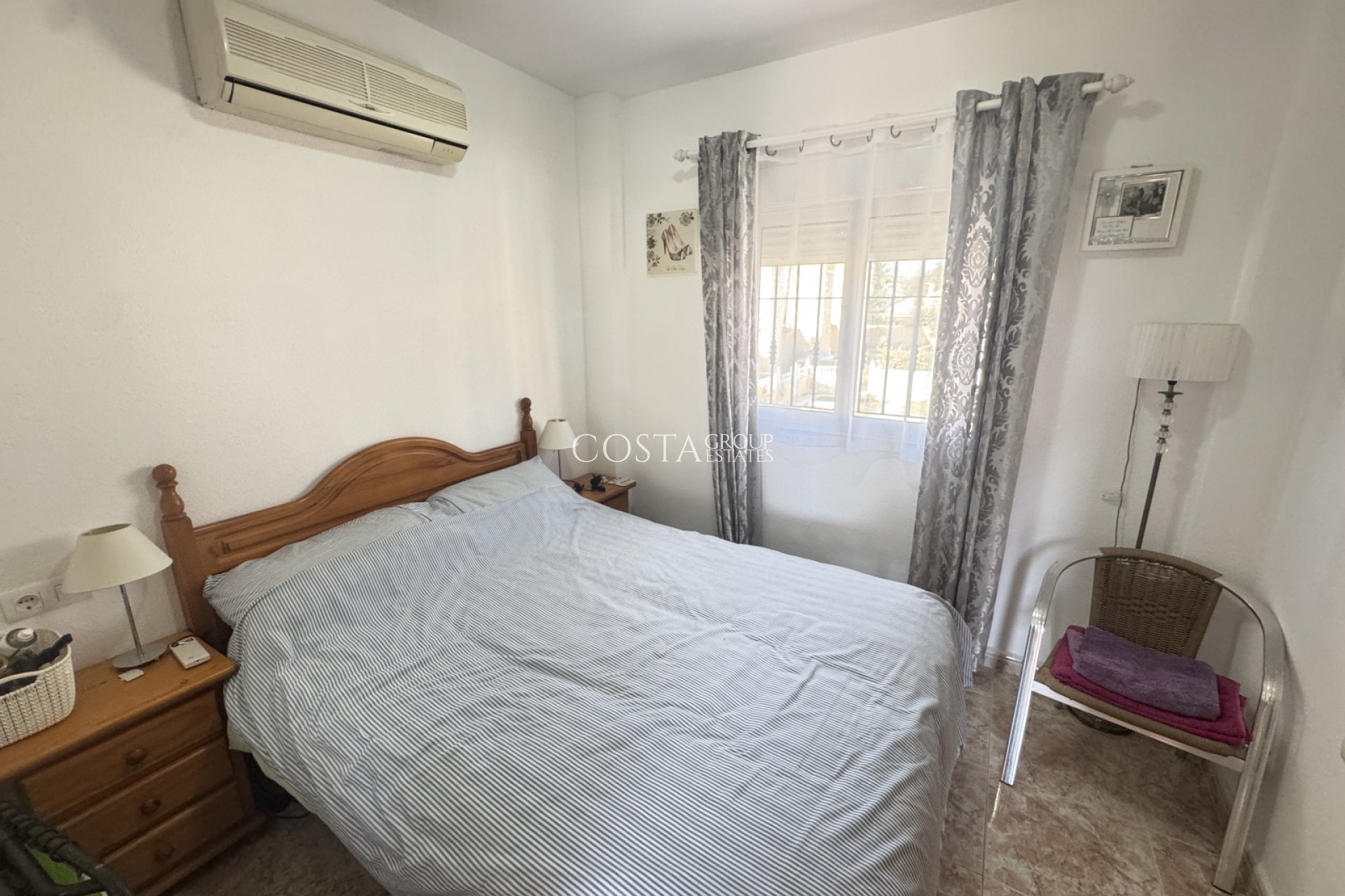 Revente - Villa -
Villamartín - Lomas del Golf