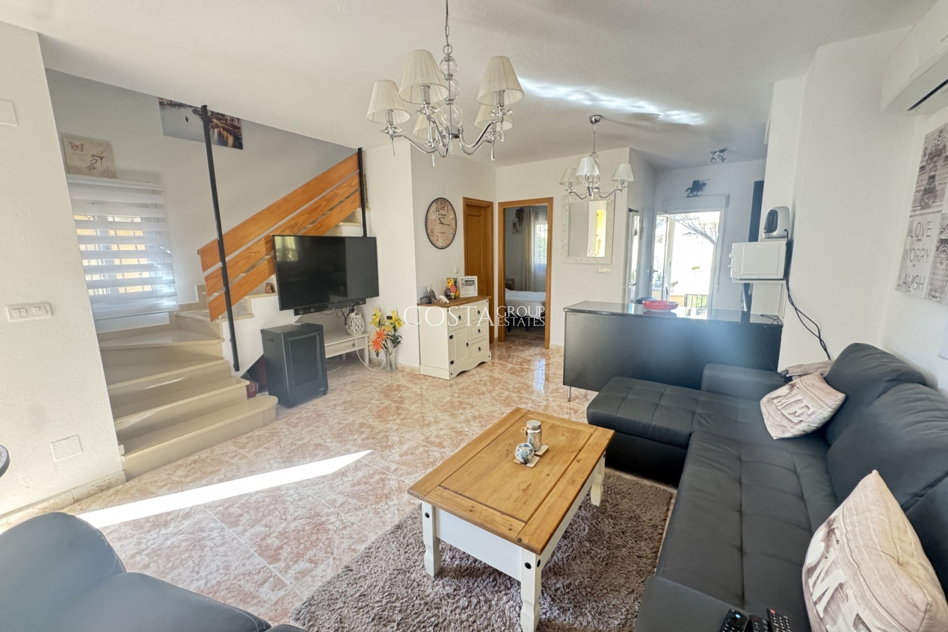 Revente - Villa -
Villamartín - Lomas del Golf