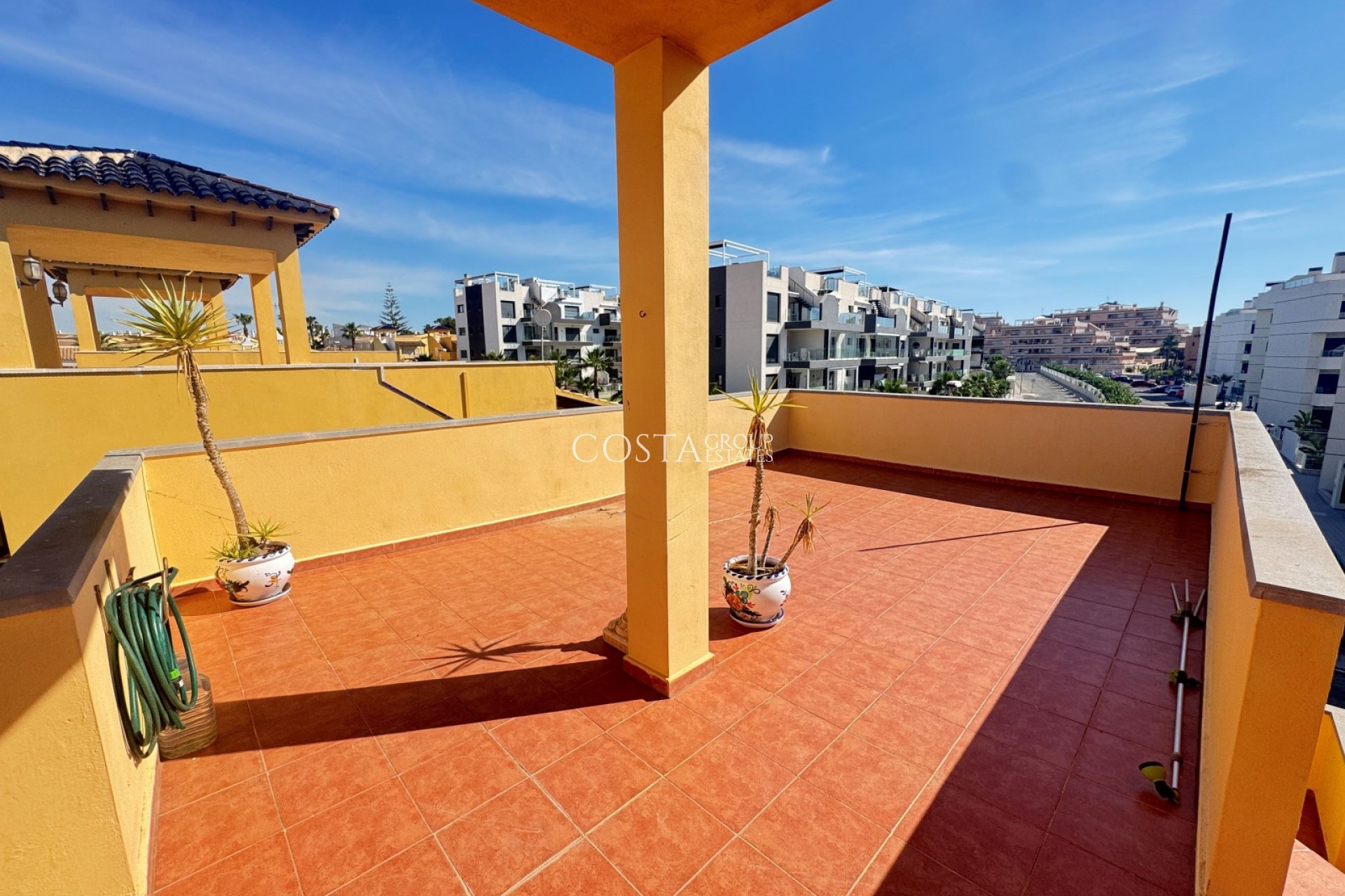 Revente - Villa -
Villamartín - Lomas del Golf