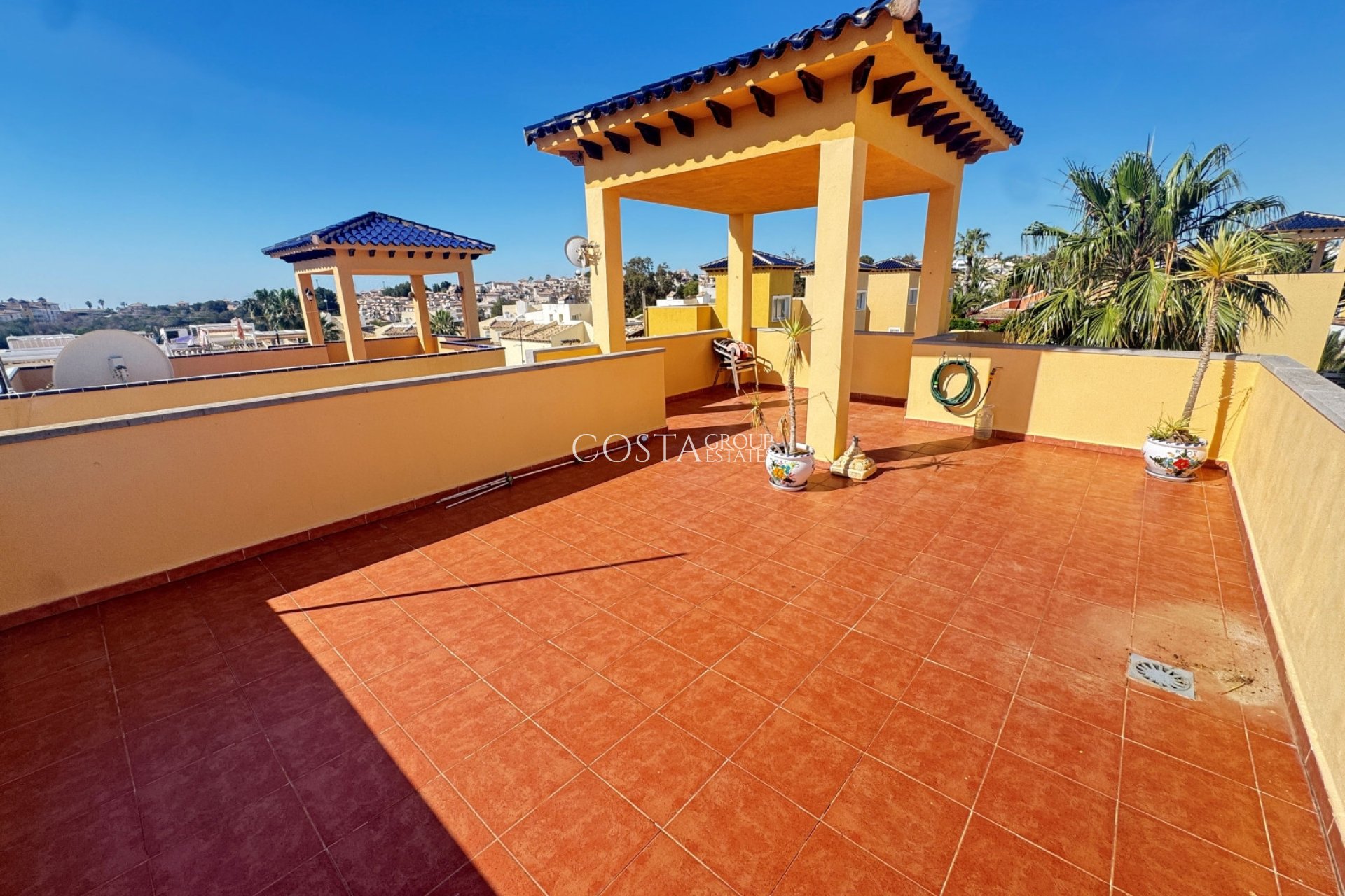 Revente - Villa -
Villamartín - Lomas del Golf