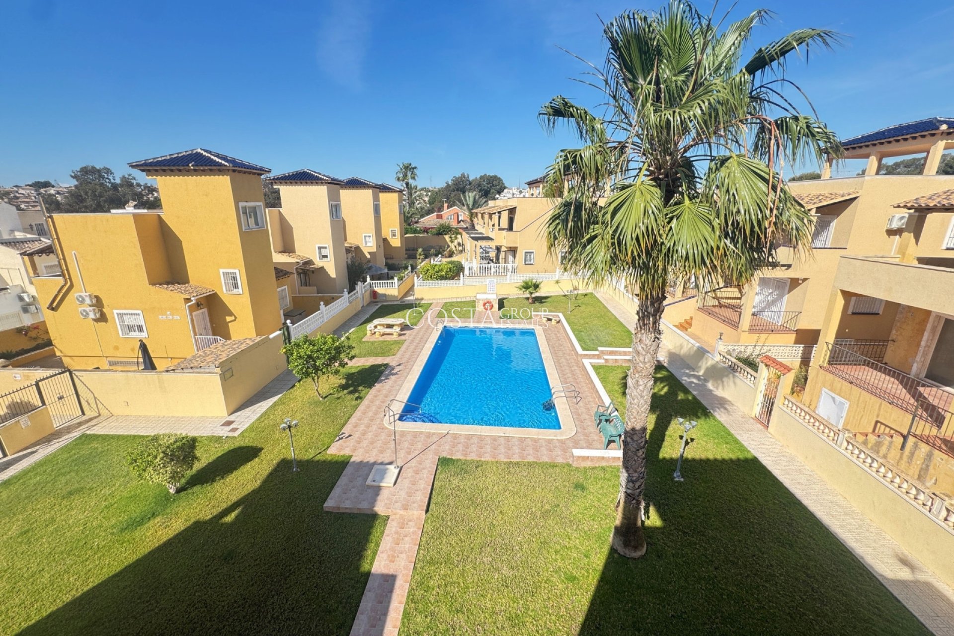 Revente - Villa -
Villamartín - Lomas del Golf