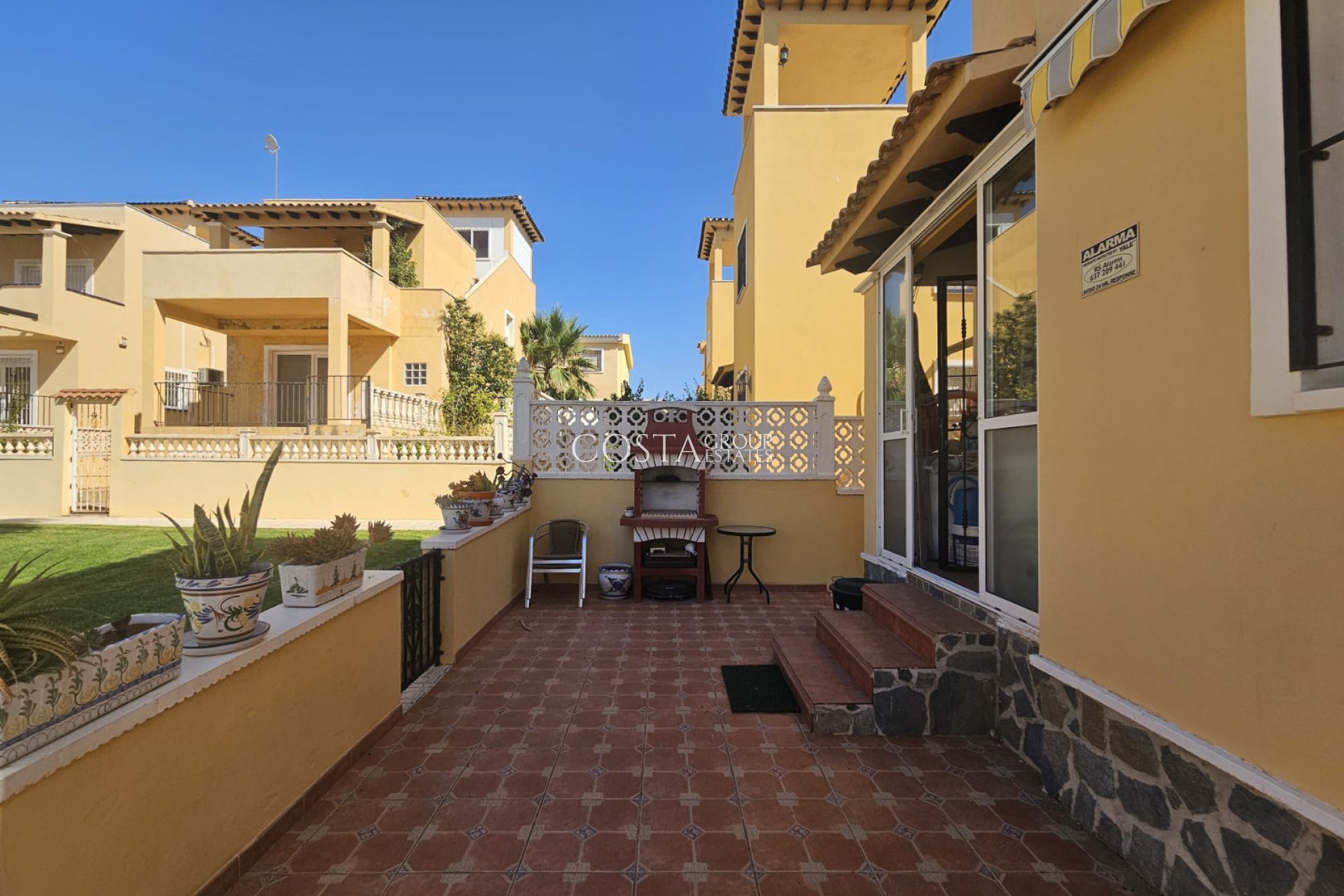 Revente - Villa -
Villamartín - Lomas del Golf