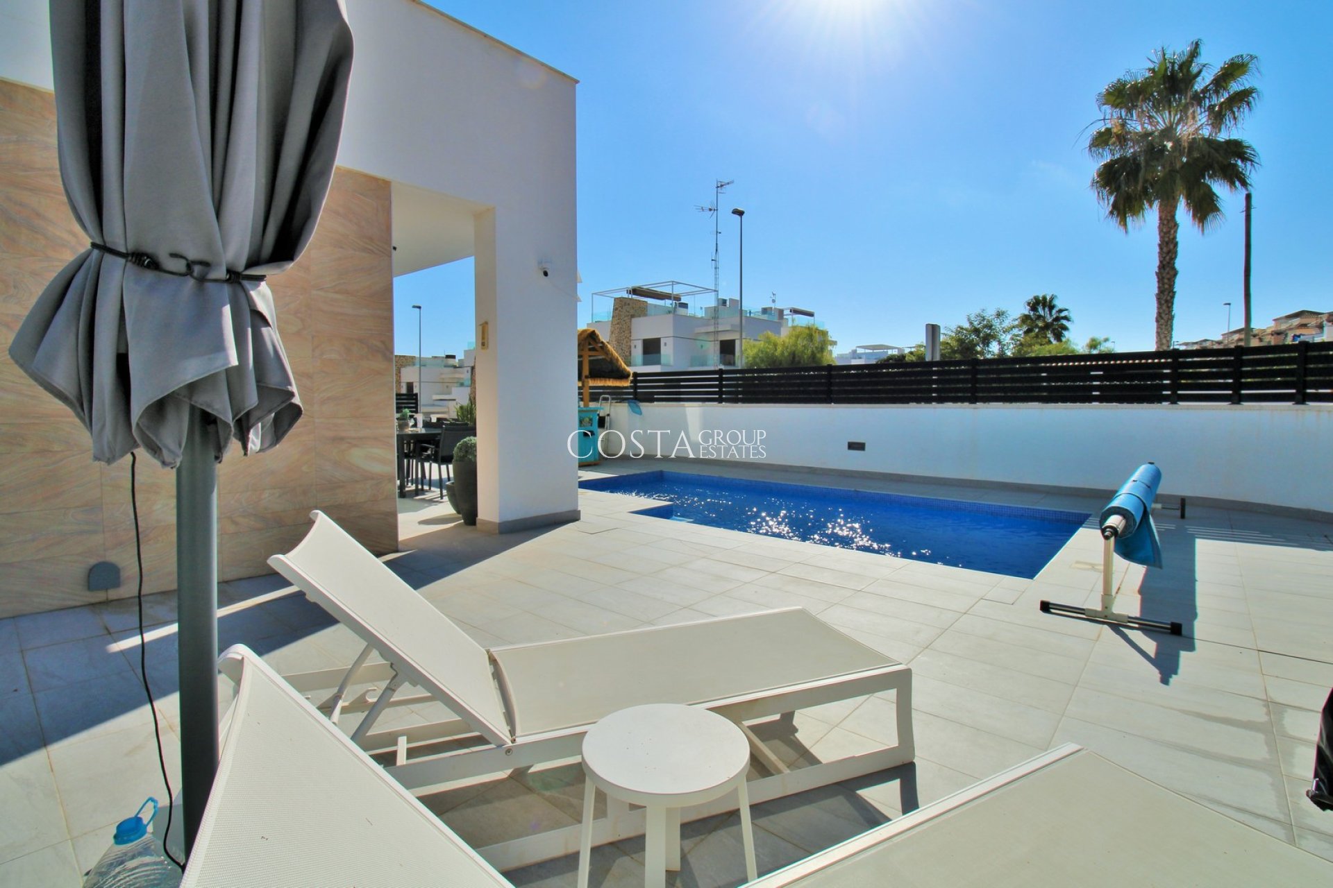Revente - Villa -
Villamartín