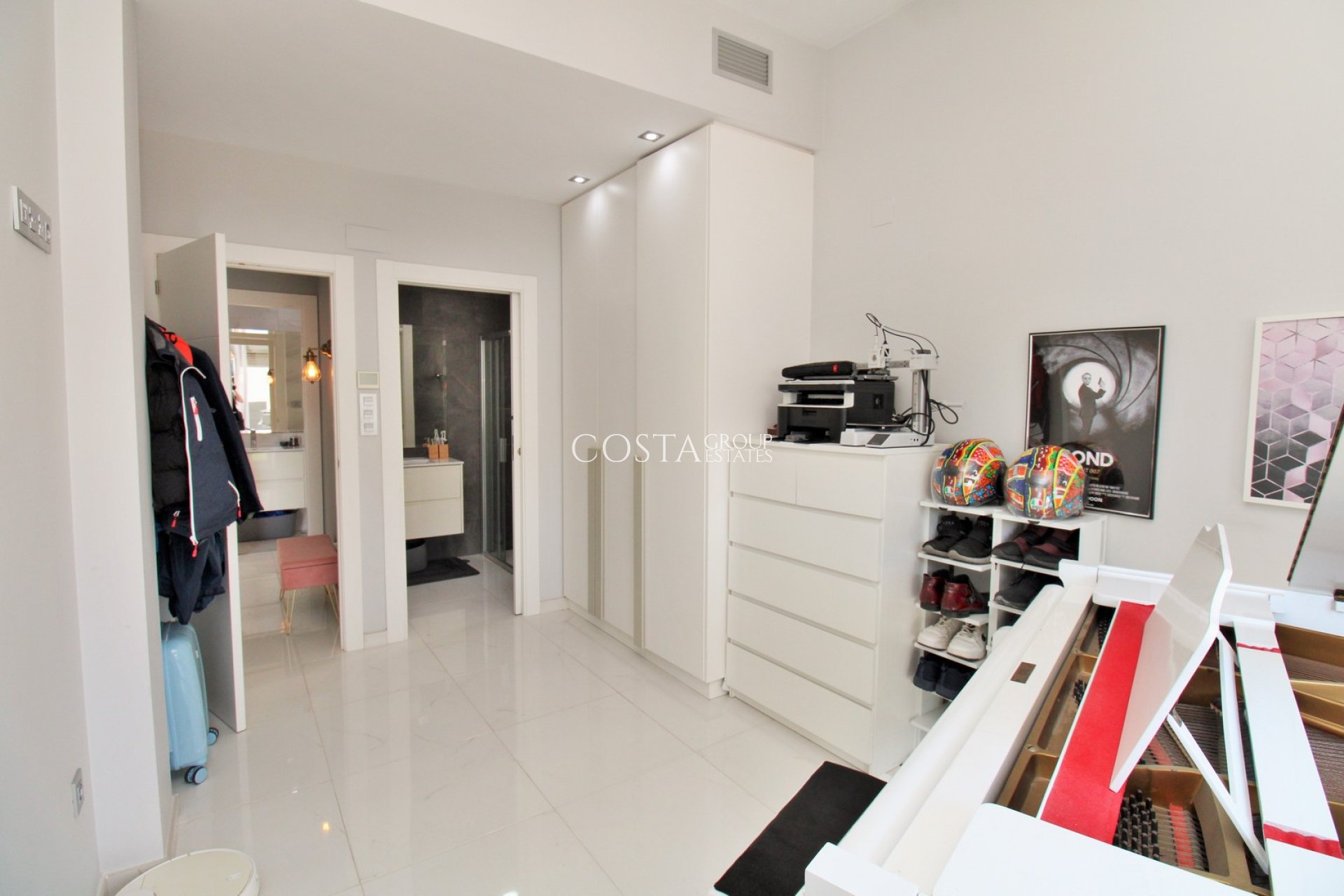 Revente - Villa -
Villamartín
