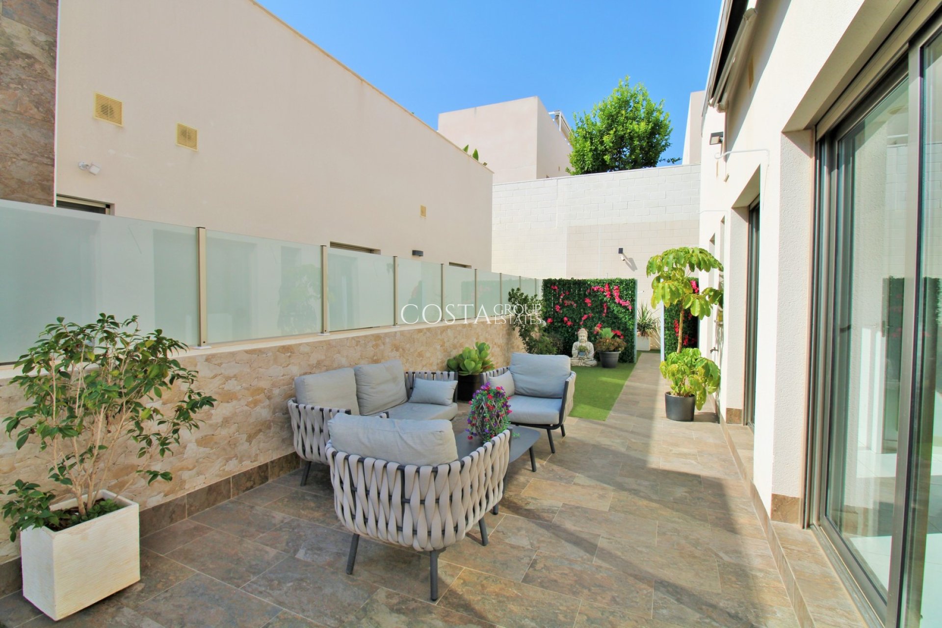 Revente - Villa -
Villamartín