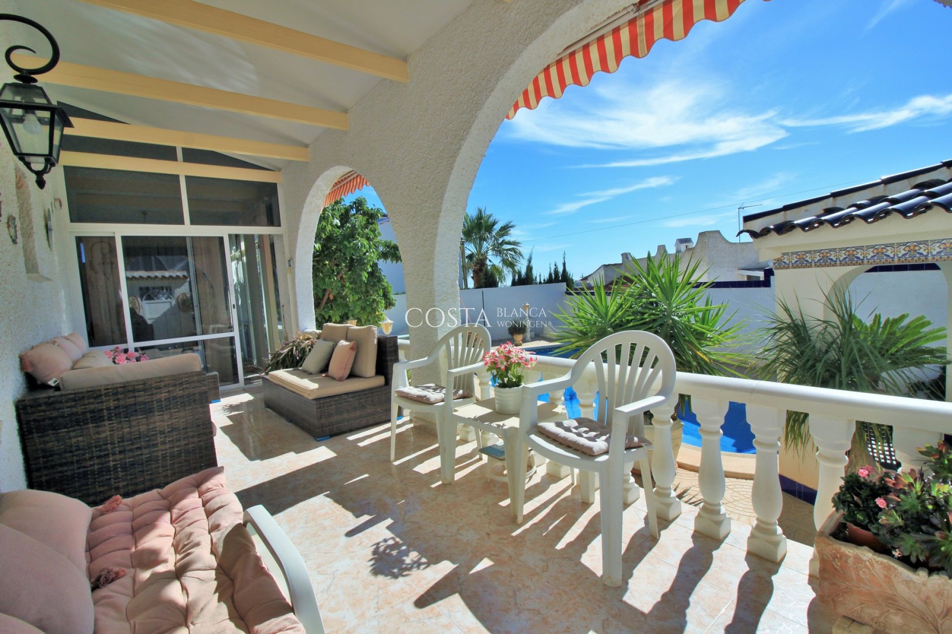 Revente - Villa -
Villamartín