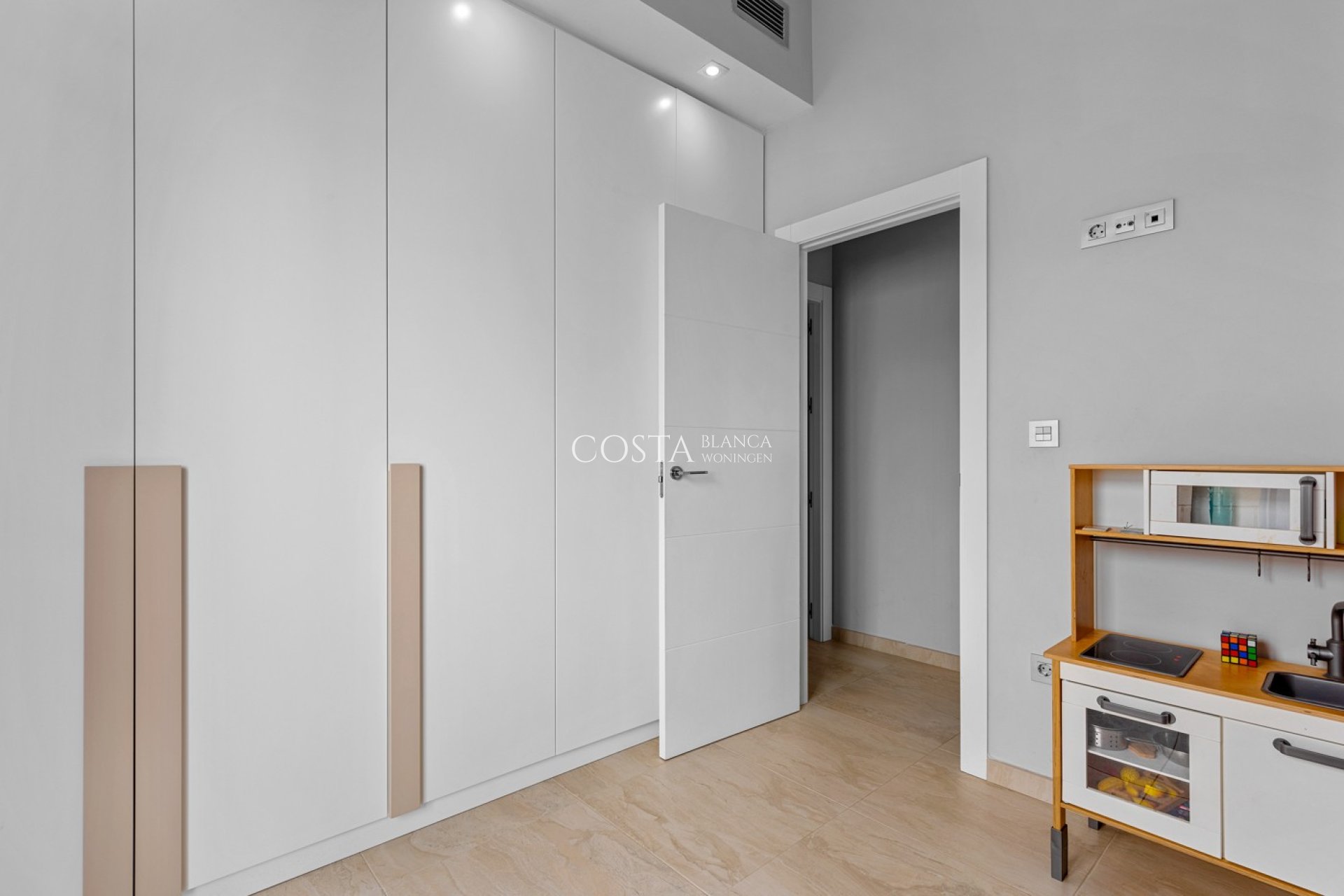 Revente - Villa -
Villamartín