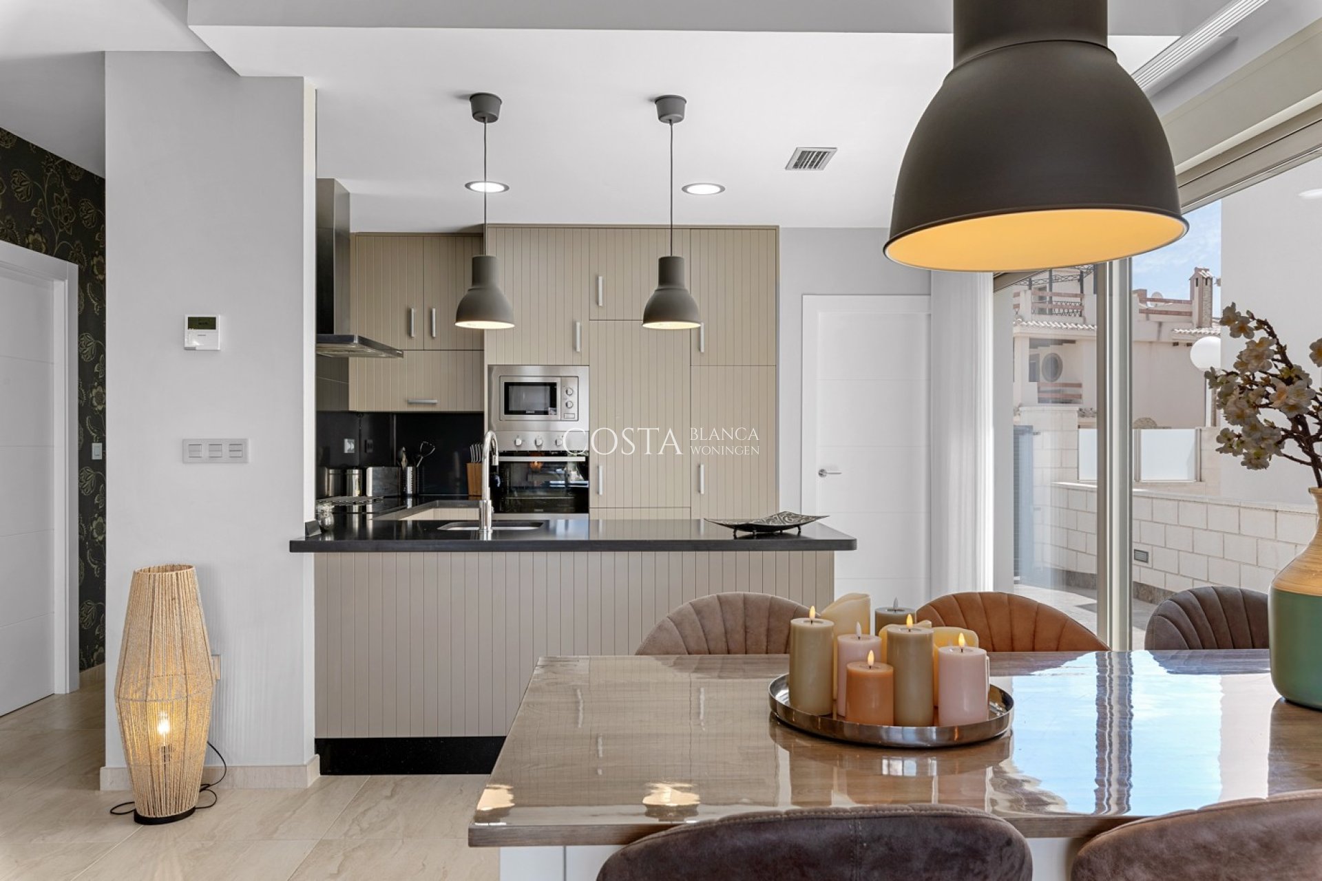 Revente - Villa -
Villamartín