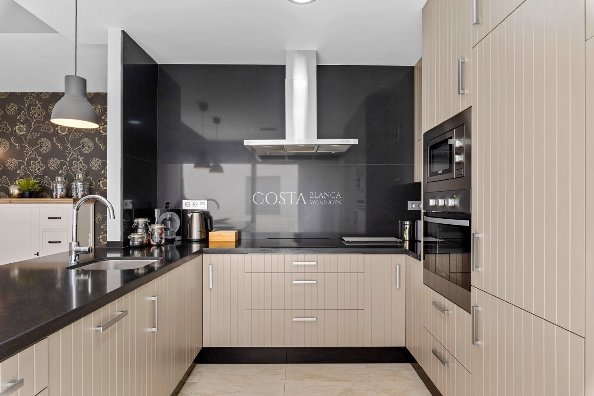 Revente - Villa -
Villamartín
