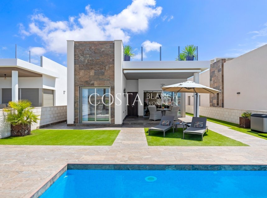 Revente - Villa -
Villamartín