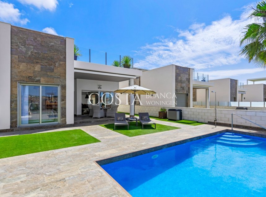 Revente - Villa -
Villamartín