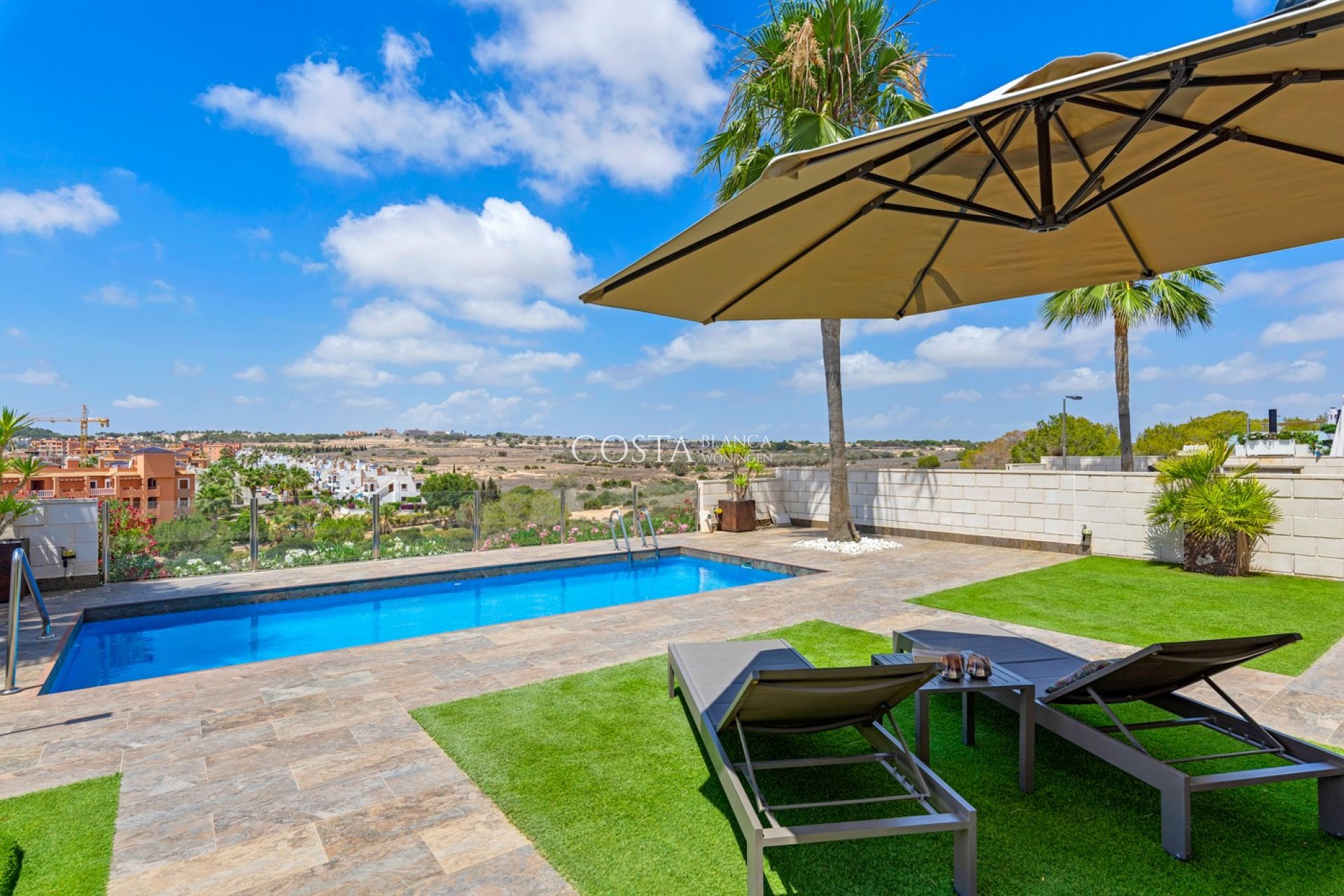 Revente - Villa -
Villamartín