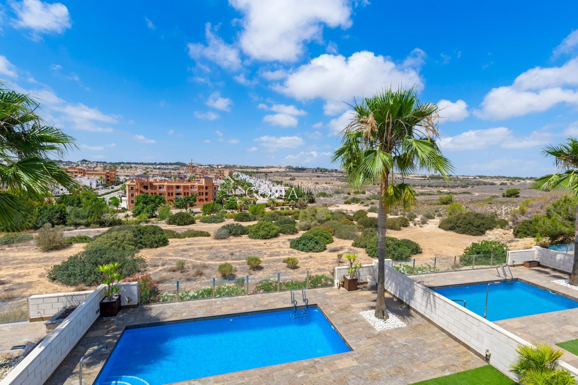 Revente - Villa -
Villamartín